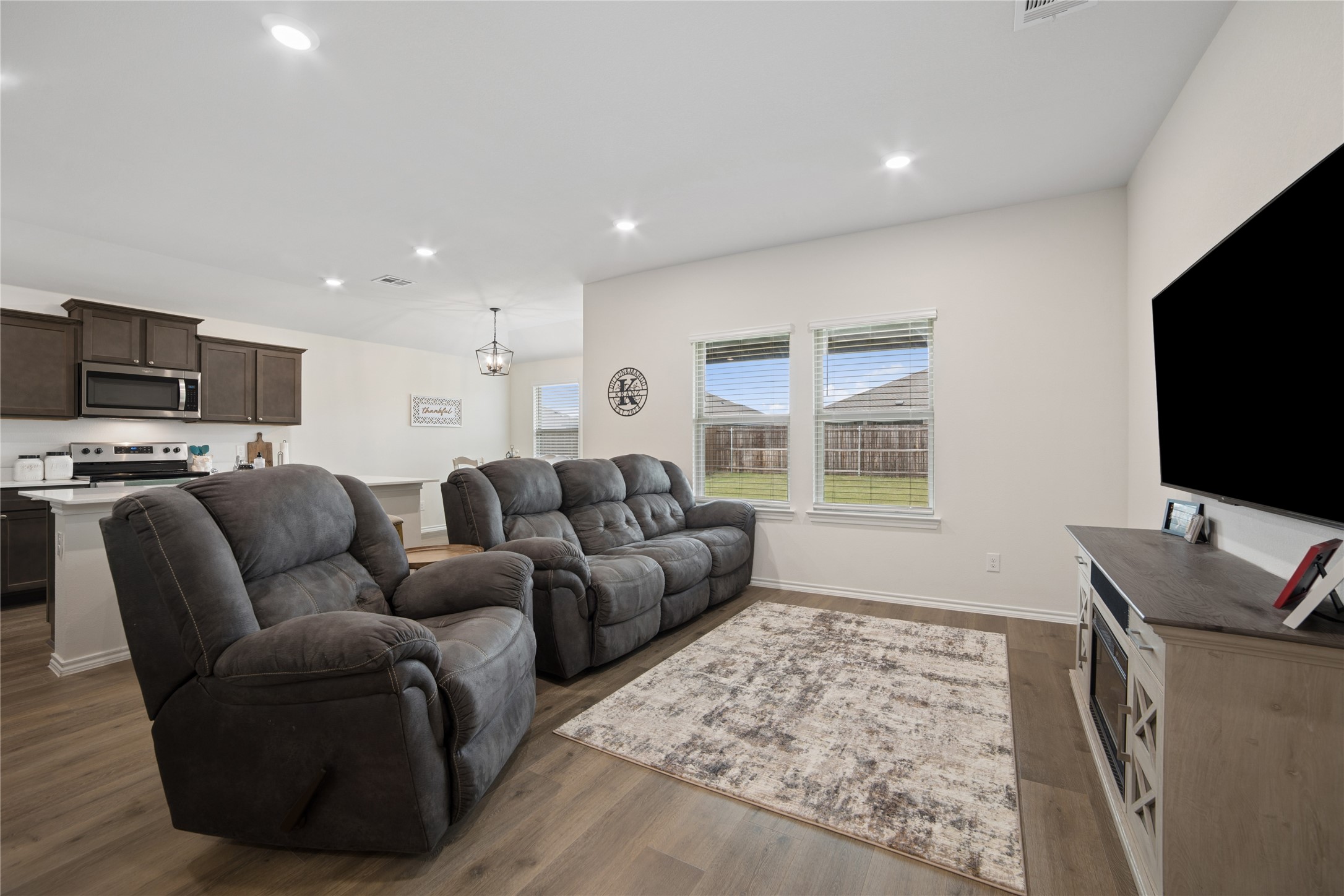 509 Iris Banks Lane