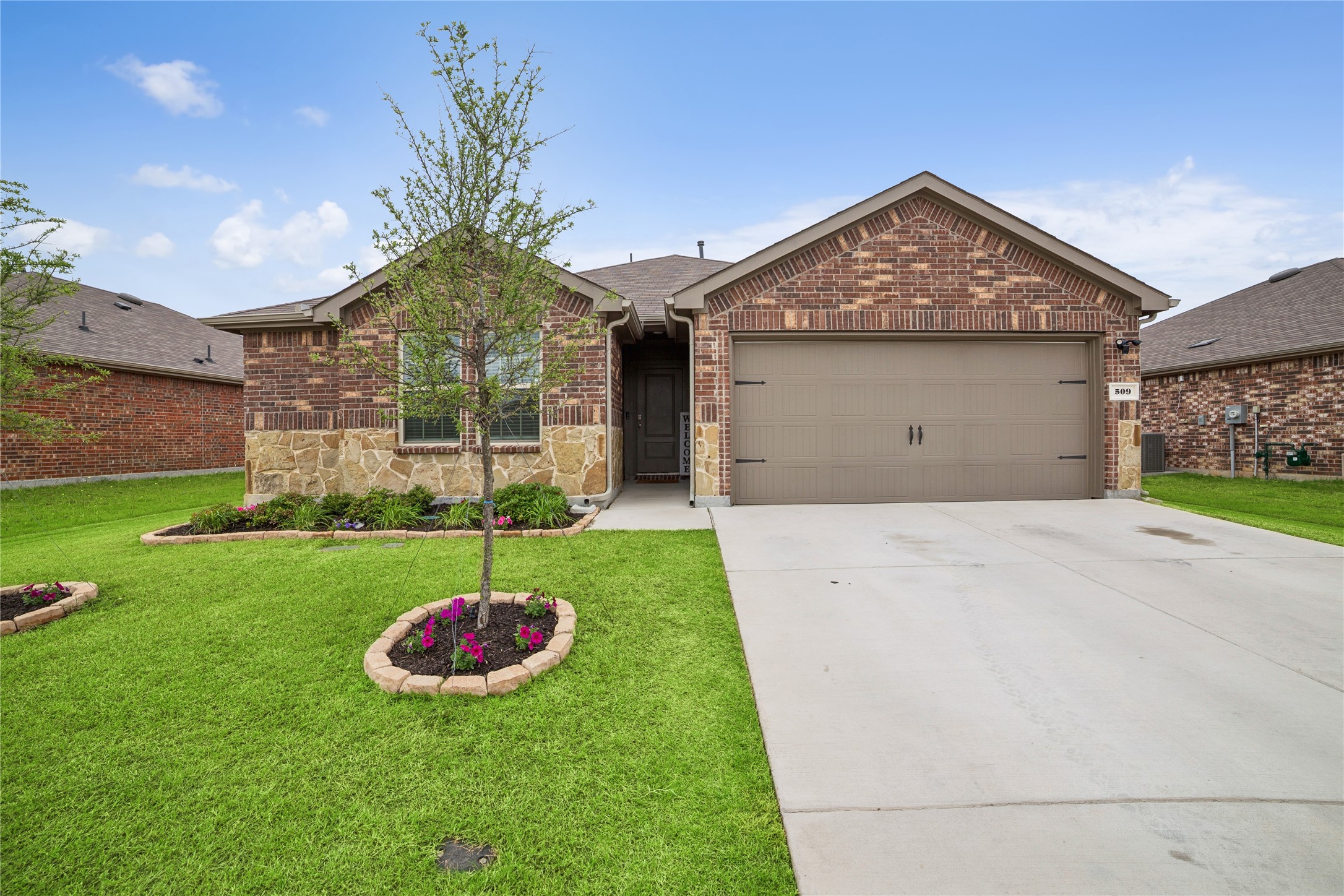 509 Iris Banks Lane