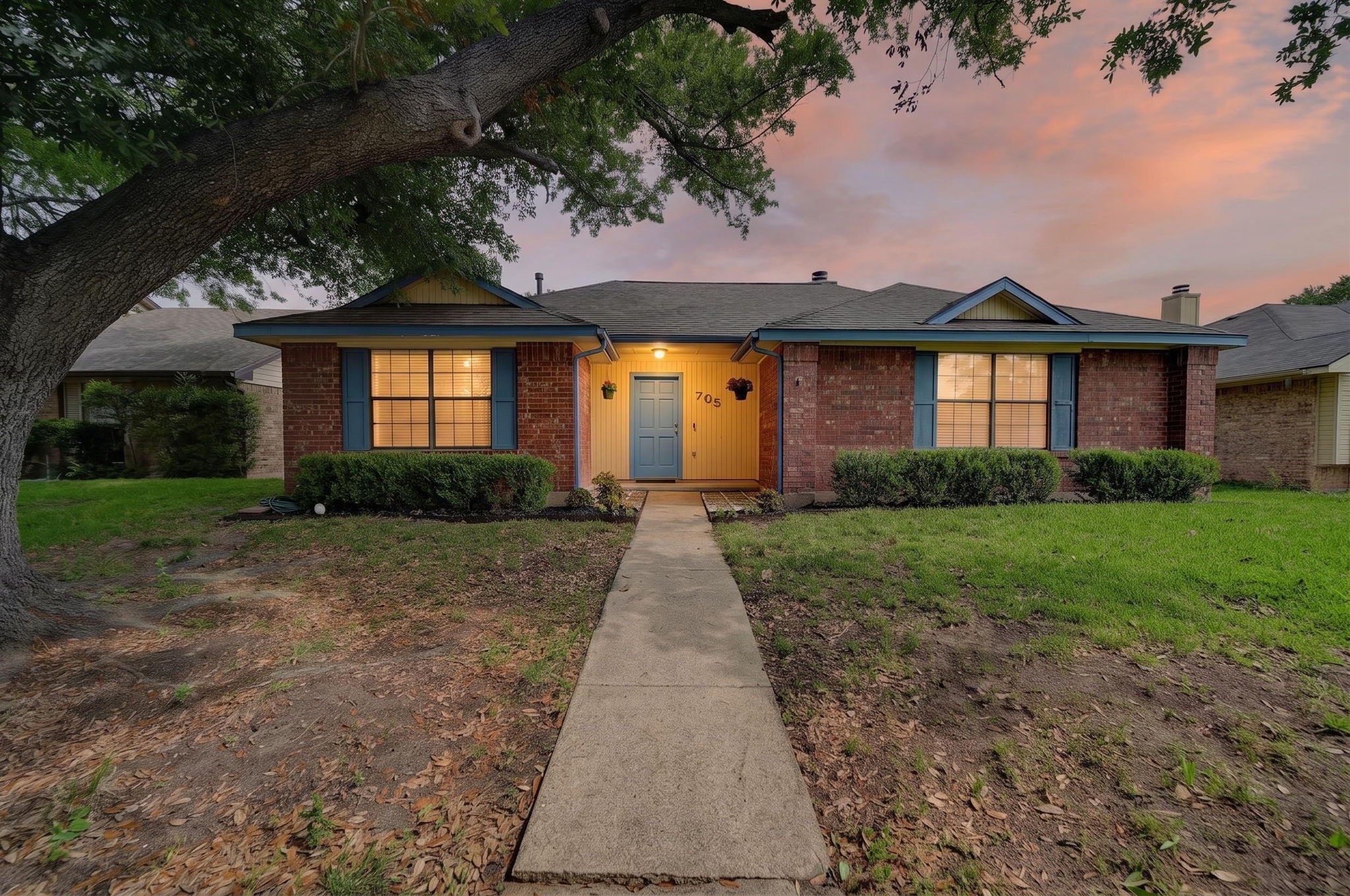 705 Whitewing Drive