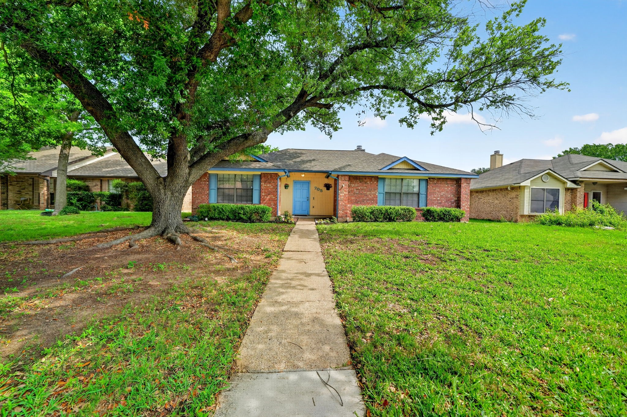 705 Whitewing Drive