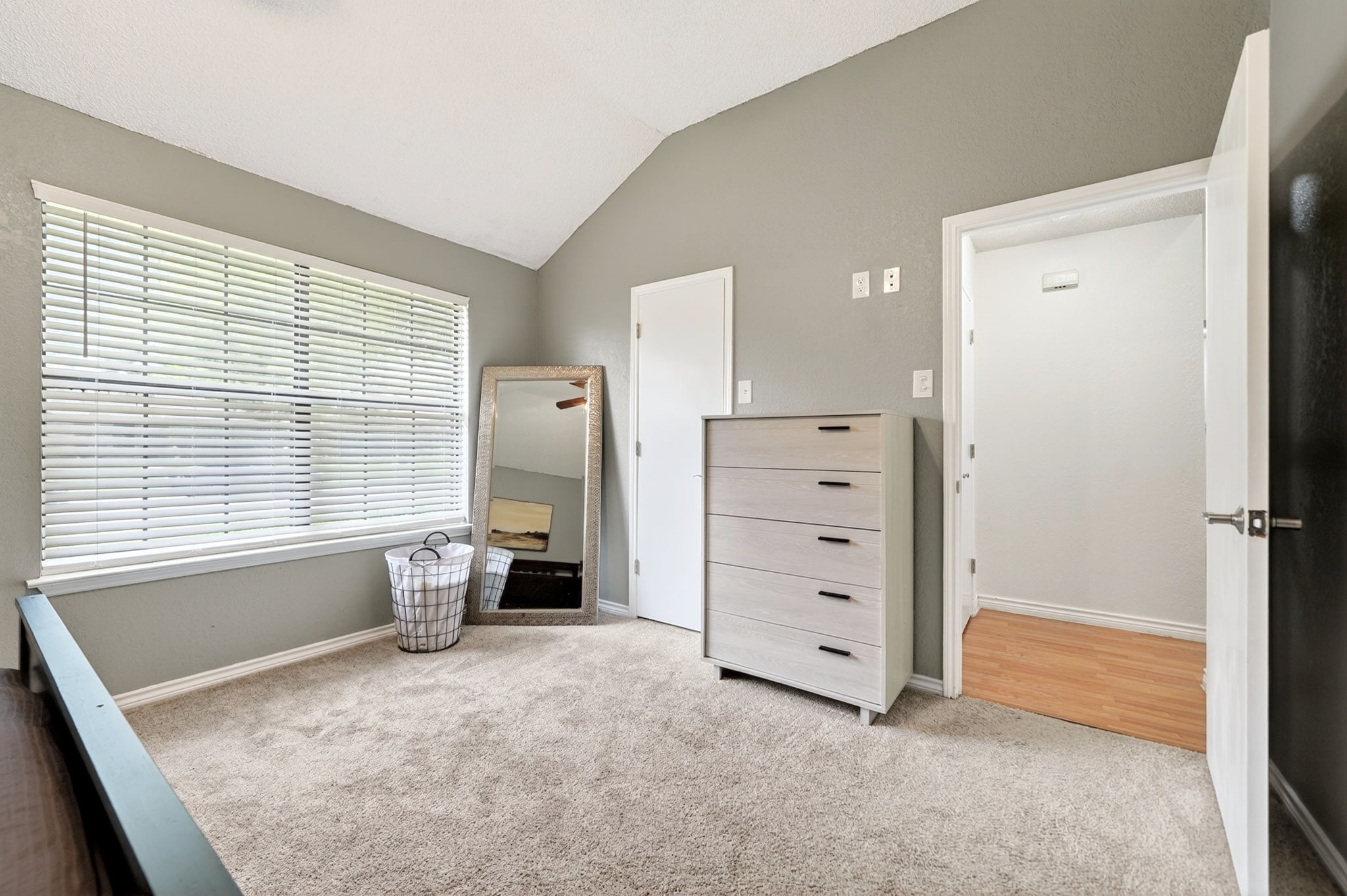 705 Whitewing Drive