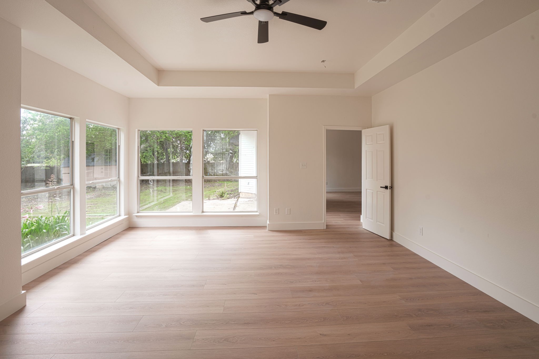 214 Pearly Top Drive