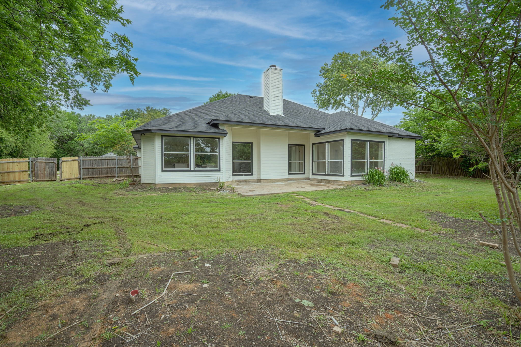 214 Pearly Top Drive
