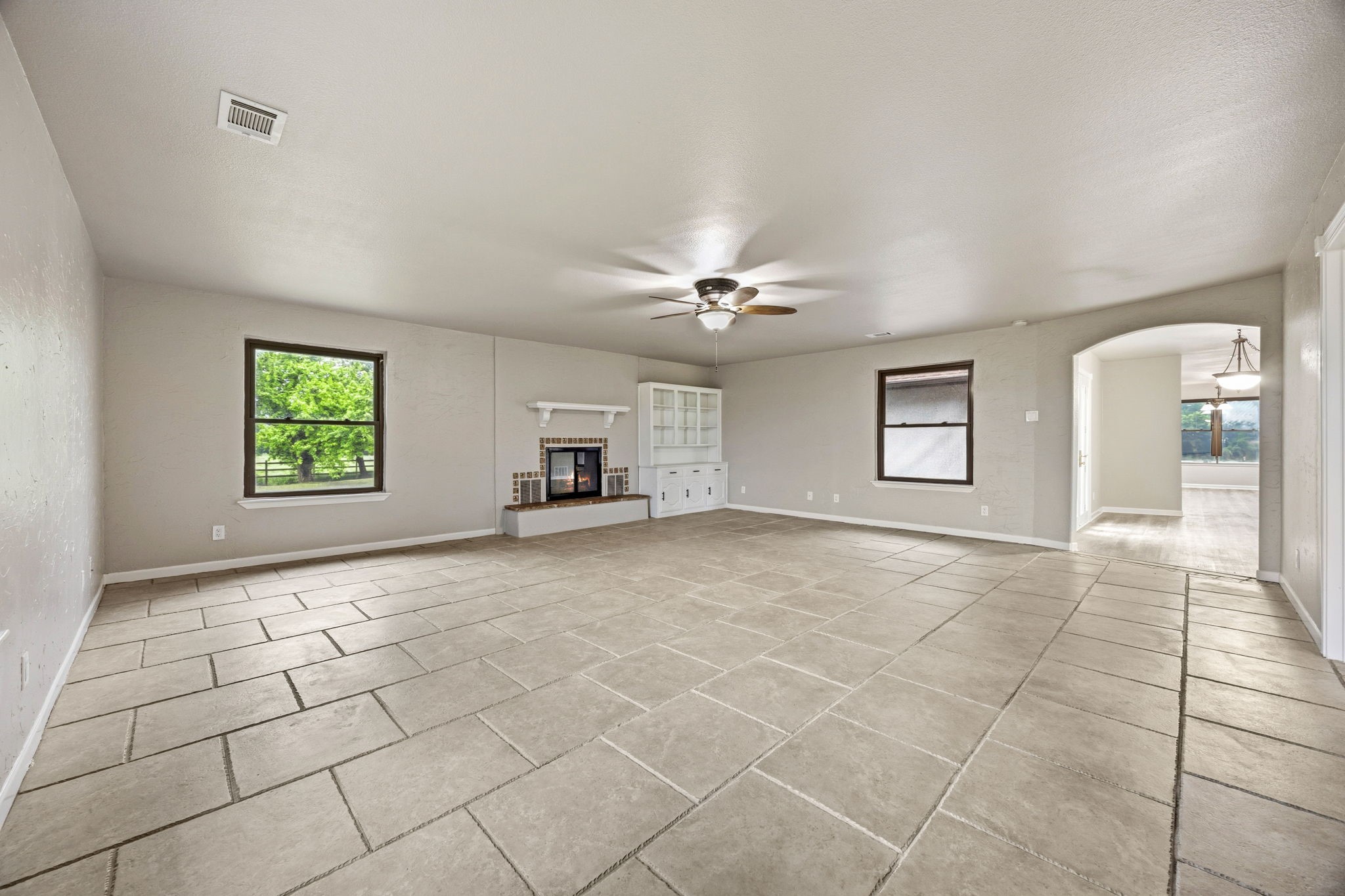 4987 County Road 2664 N