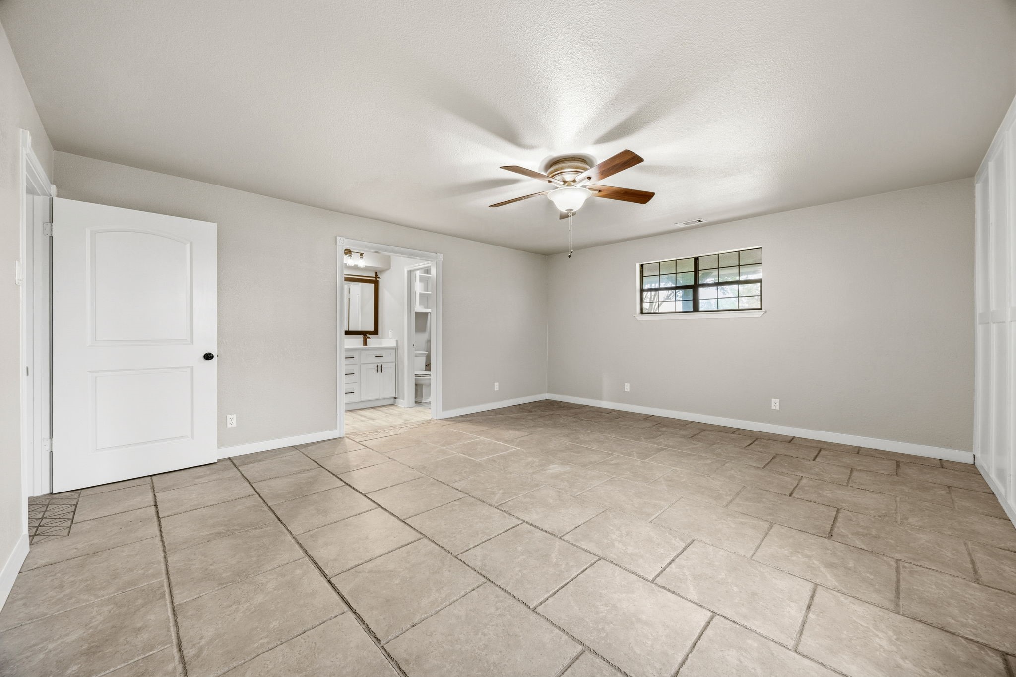 4987 County Road 2664 N