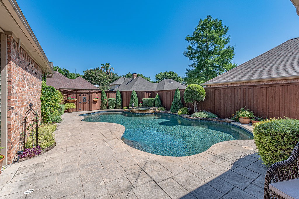 5917 New Haven Drive