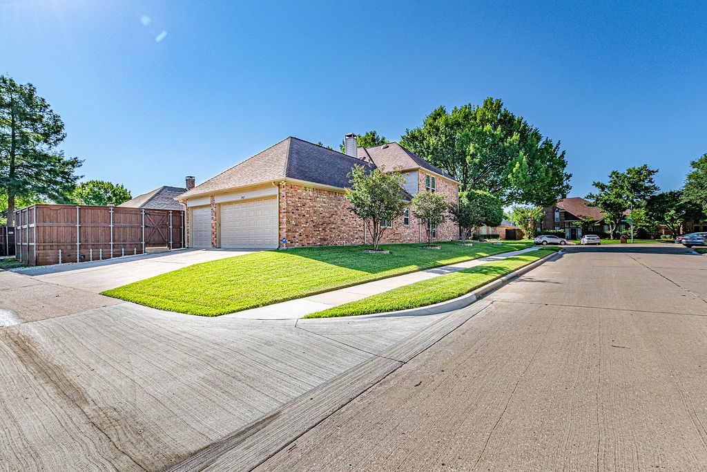 5917 New Haven Drive