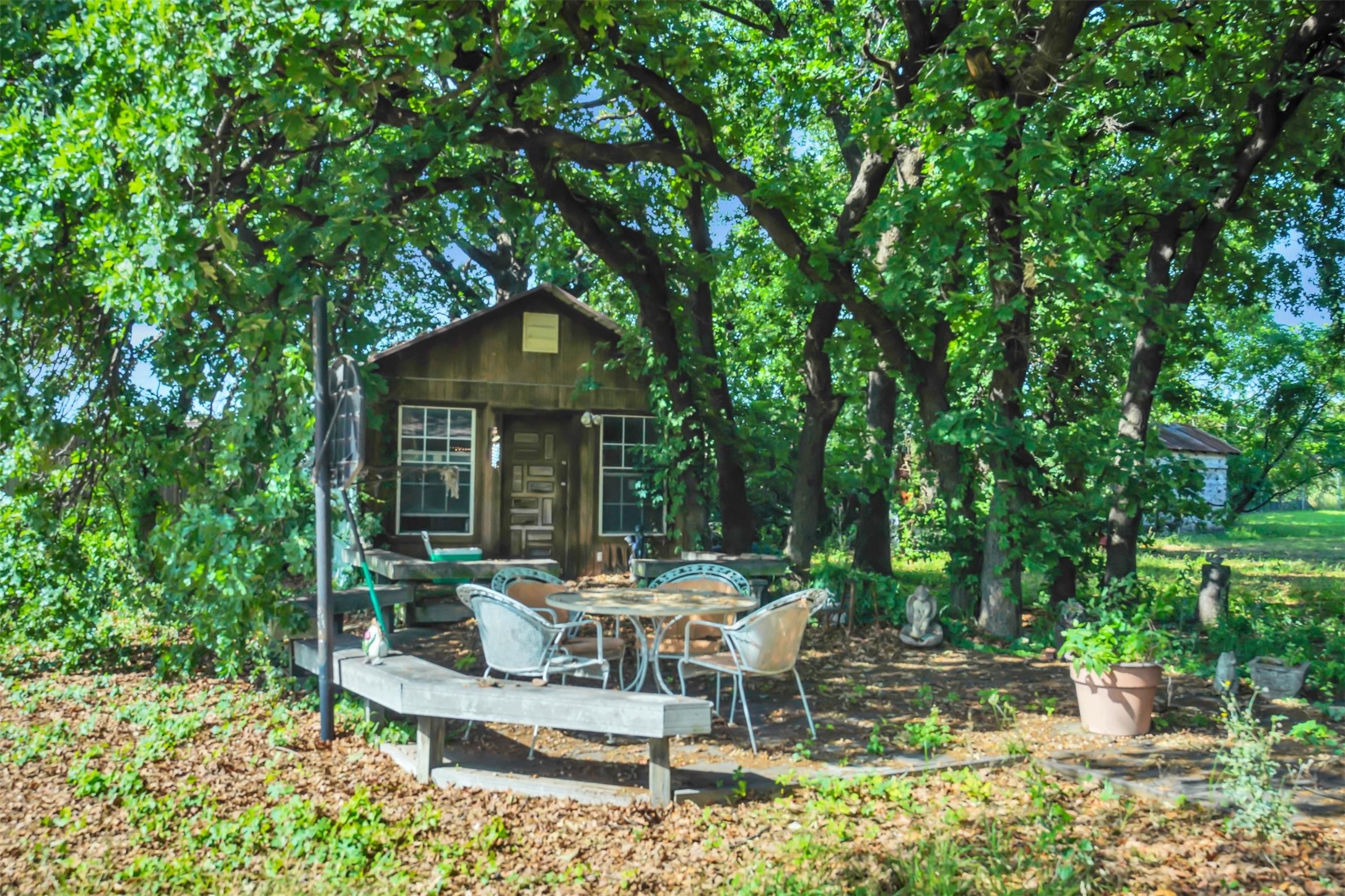 1401 Leyfair Drive