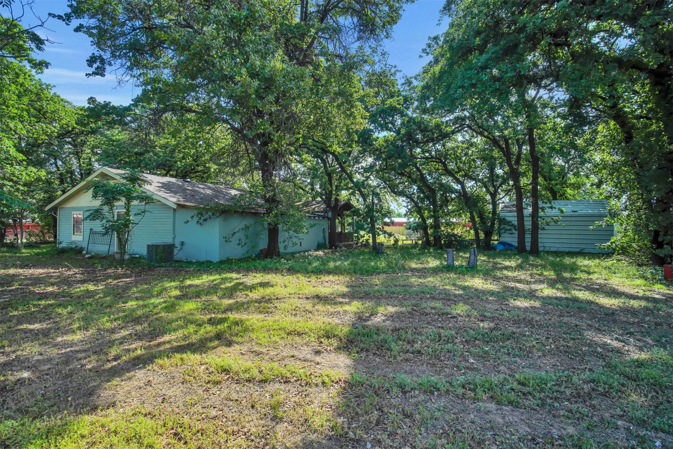 1401 Leyfair Drive