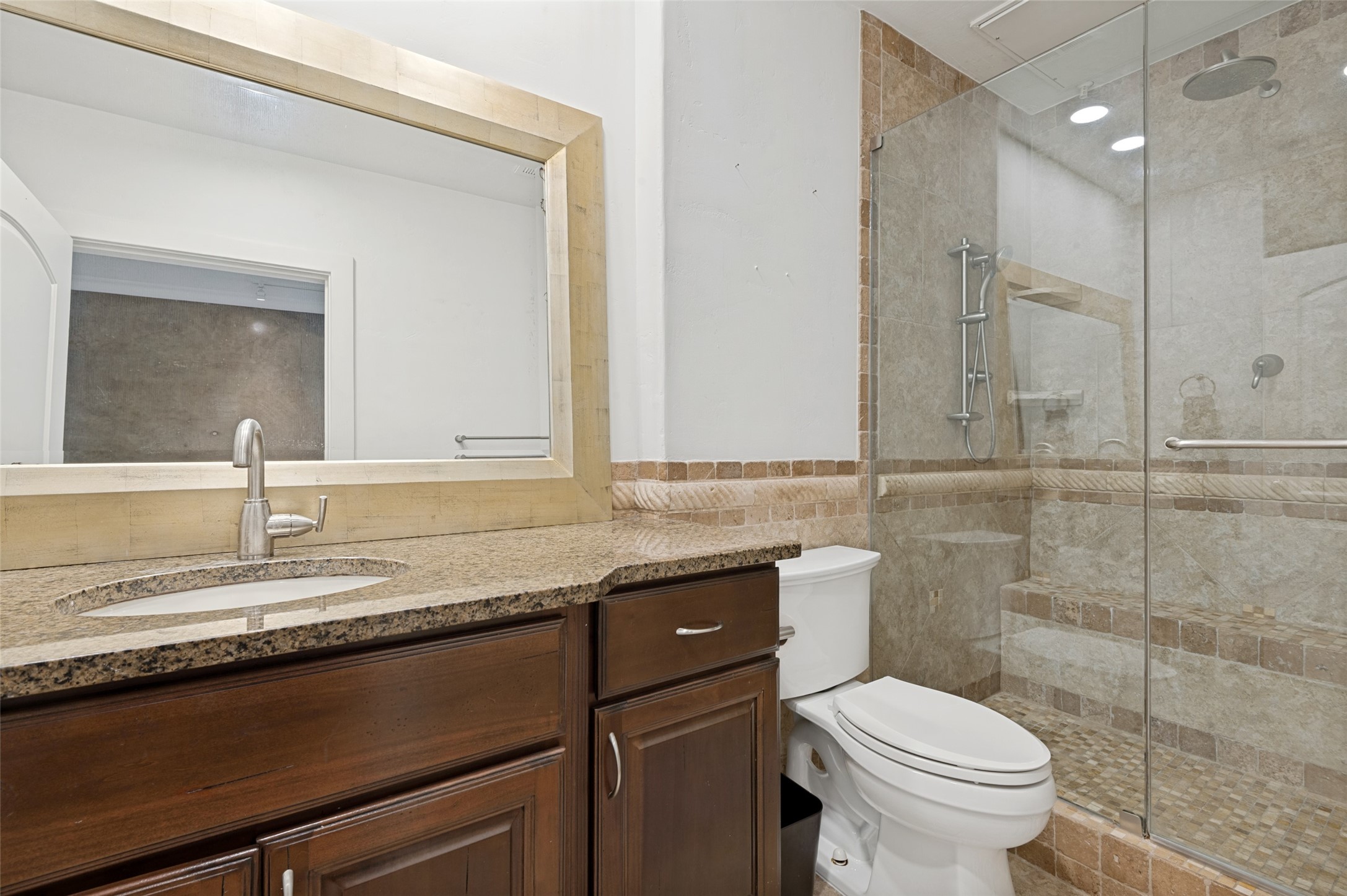 3225 Turtle Creek Boulevard 1649