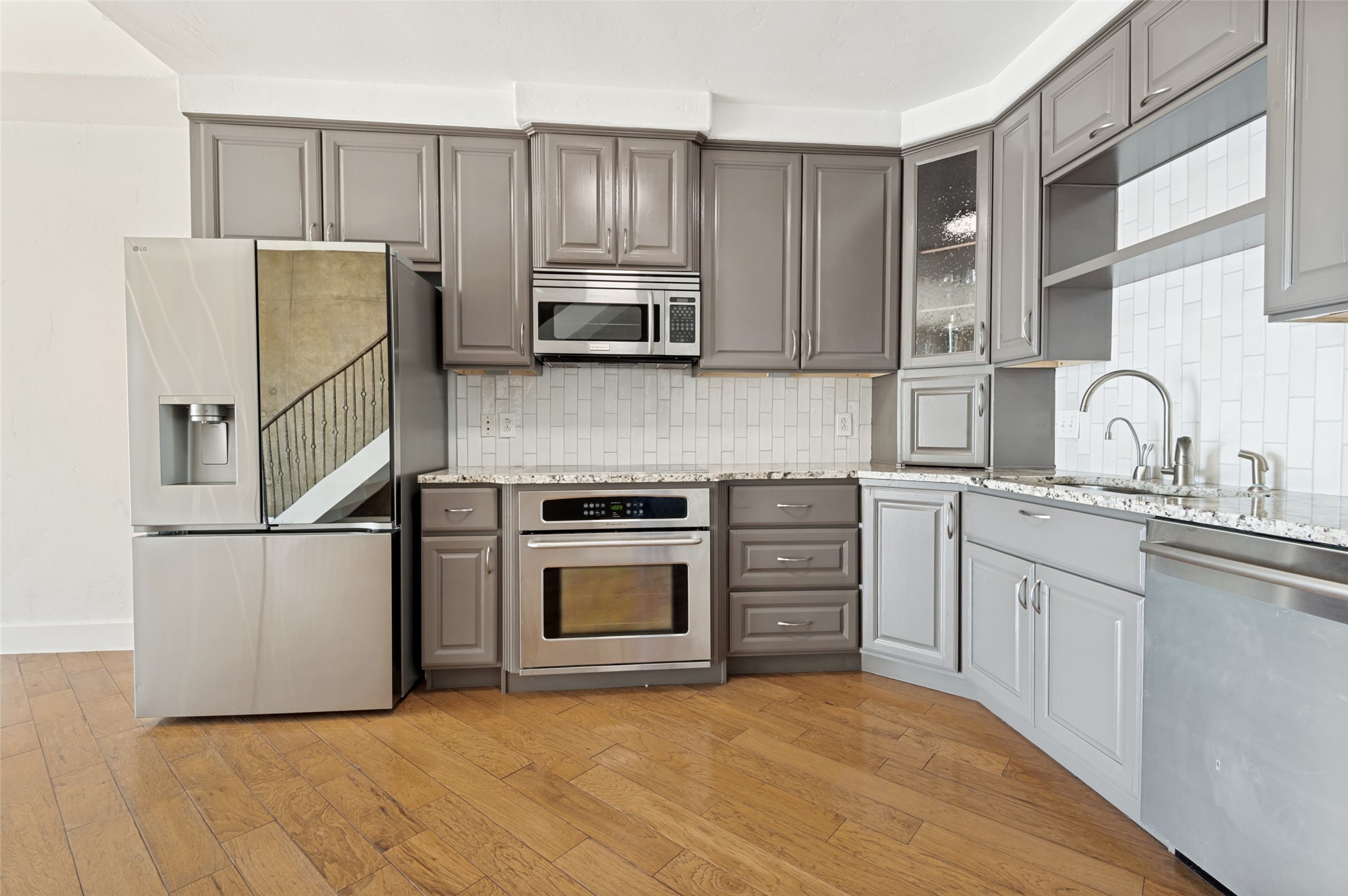 3225 Turtle Creek Boulevard 1649