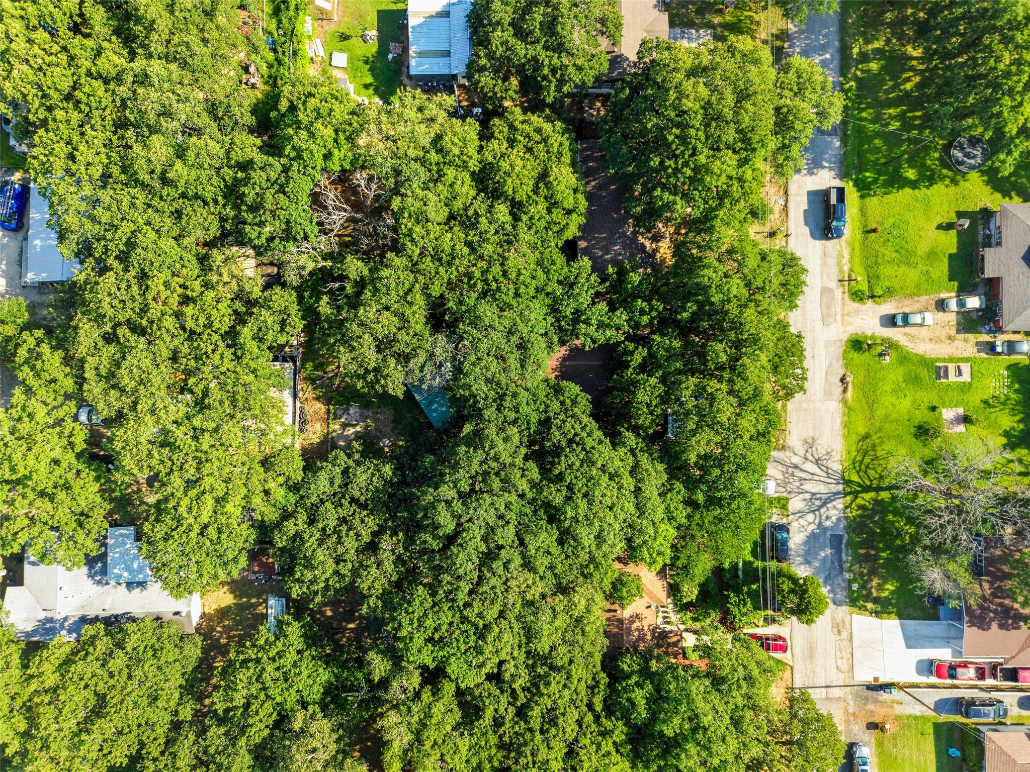 3016 Deep Well Road