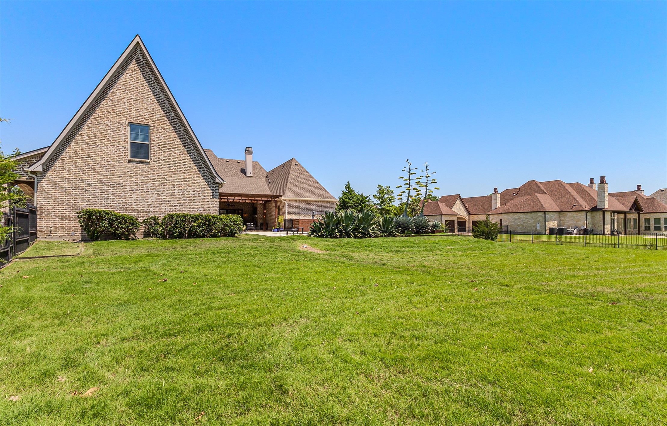 1220 Manchester Drive