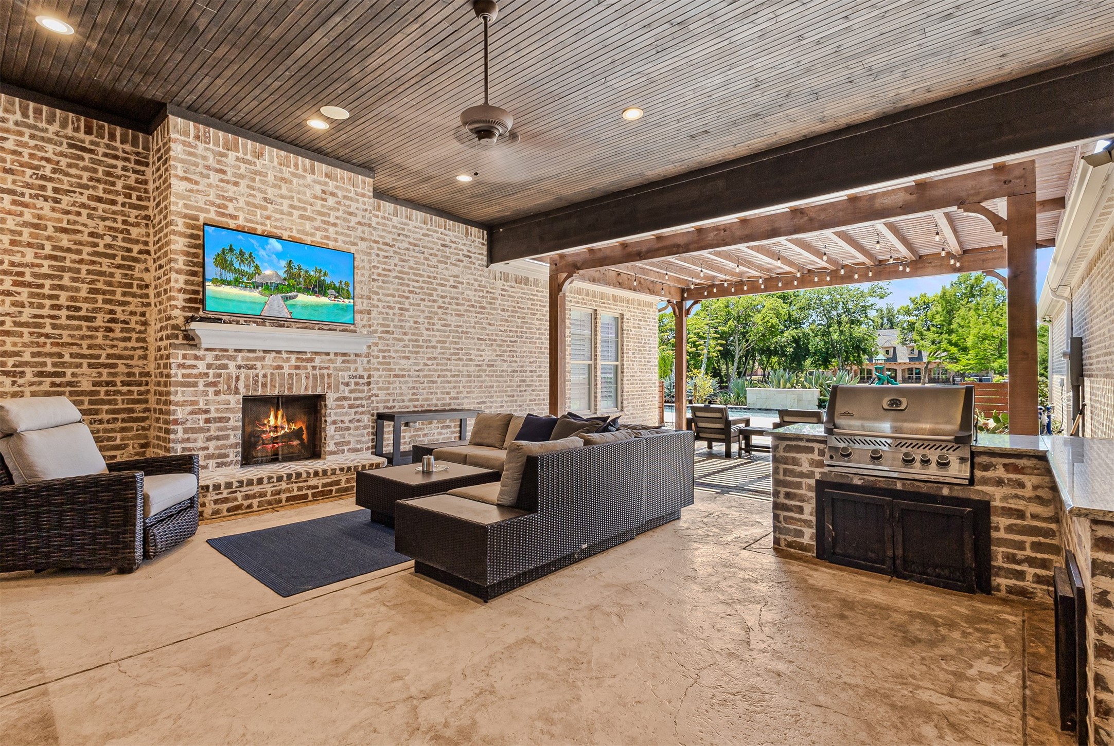 1220 Manchester Drive
