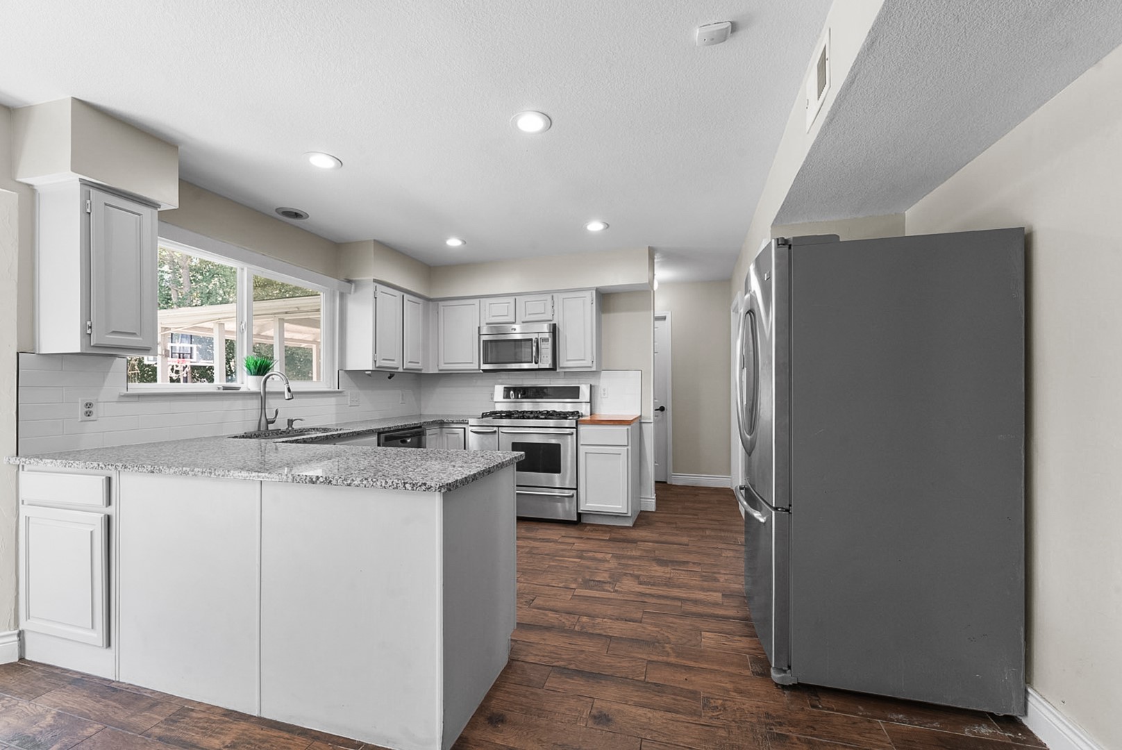 4138 Mapleridge Drive