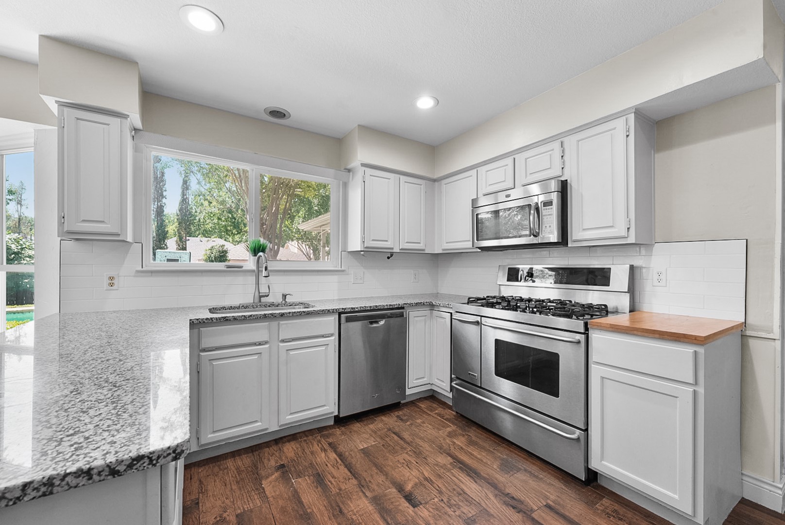 4138 Mapleridge Drive