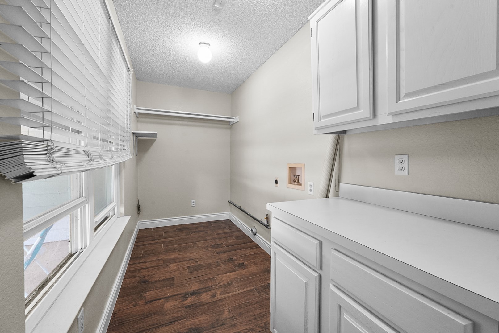 4138 Mapleridge Drive