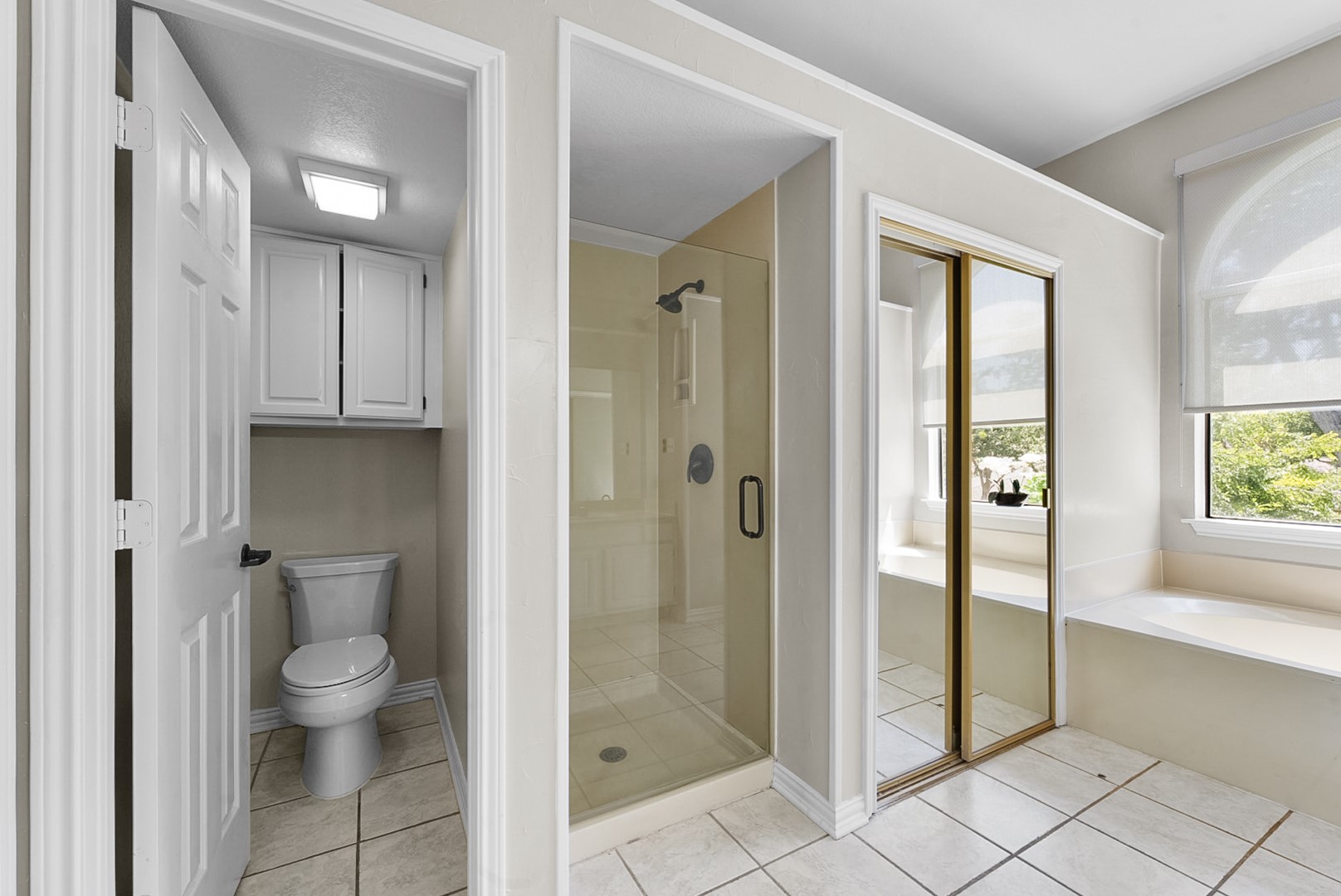 4138 Mapleridge Drive