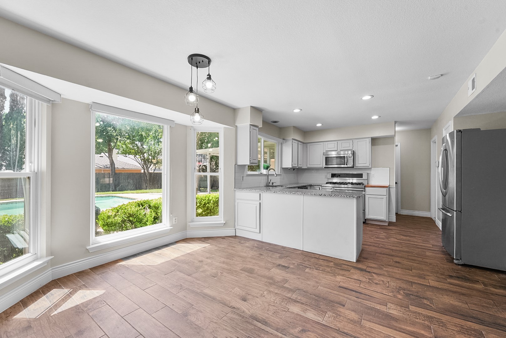 4138 Mapleridge Drive