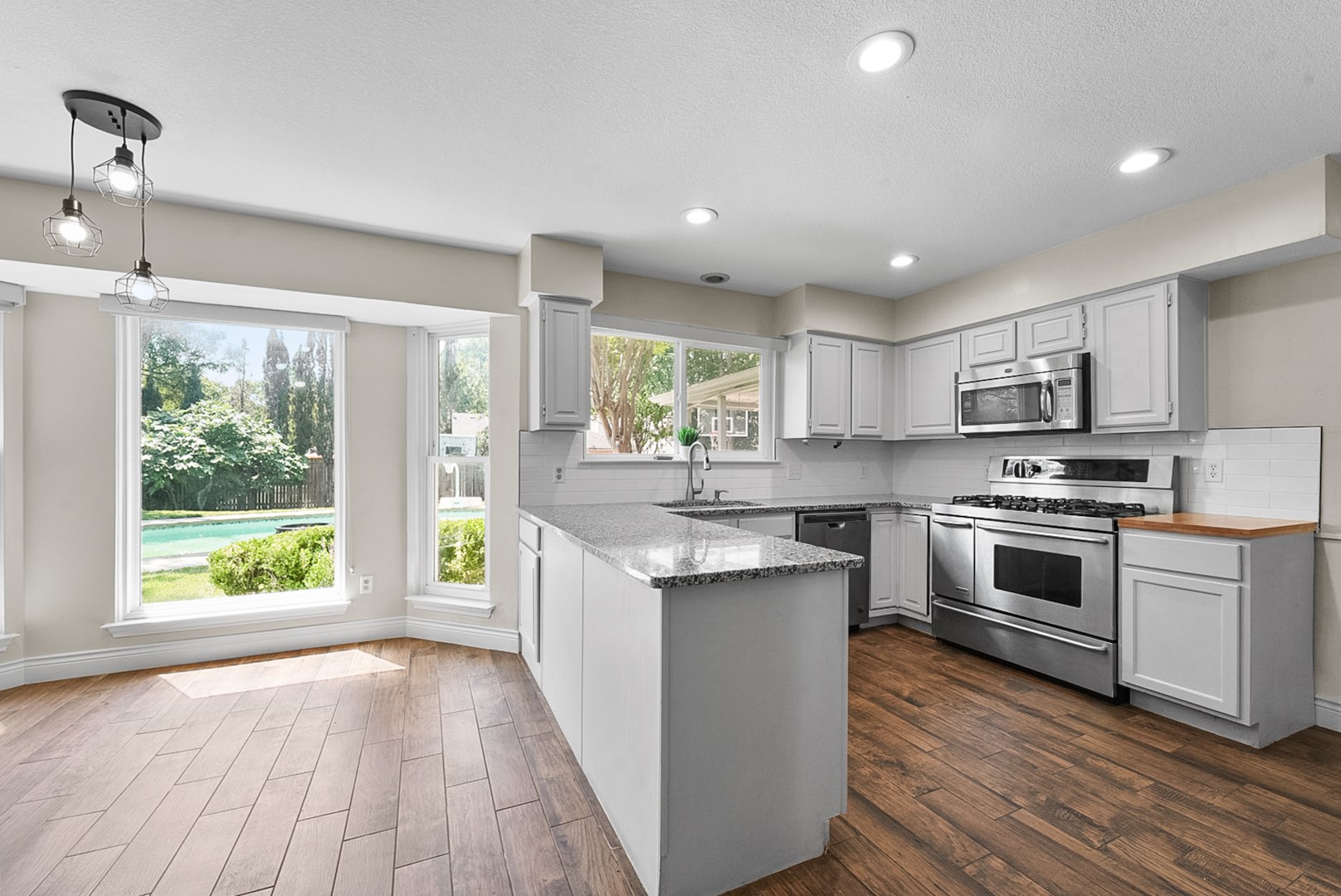 4138 Mapleridge Drive