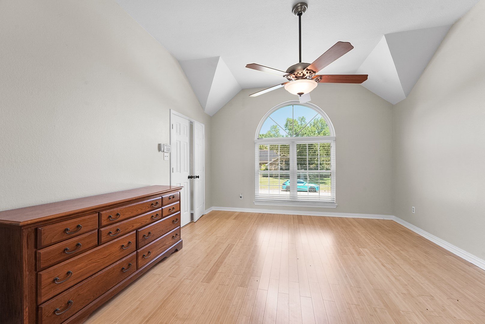 4138 Mapleridge Drive