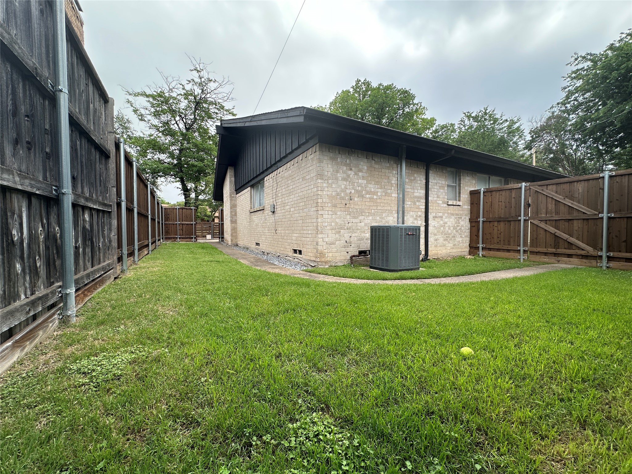 7528 Brentcove Circle