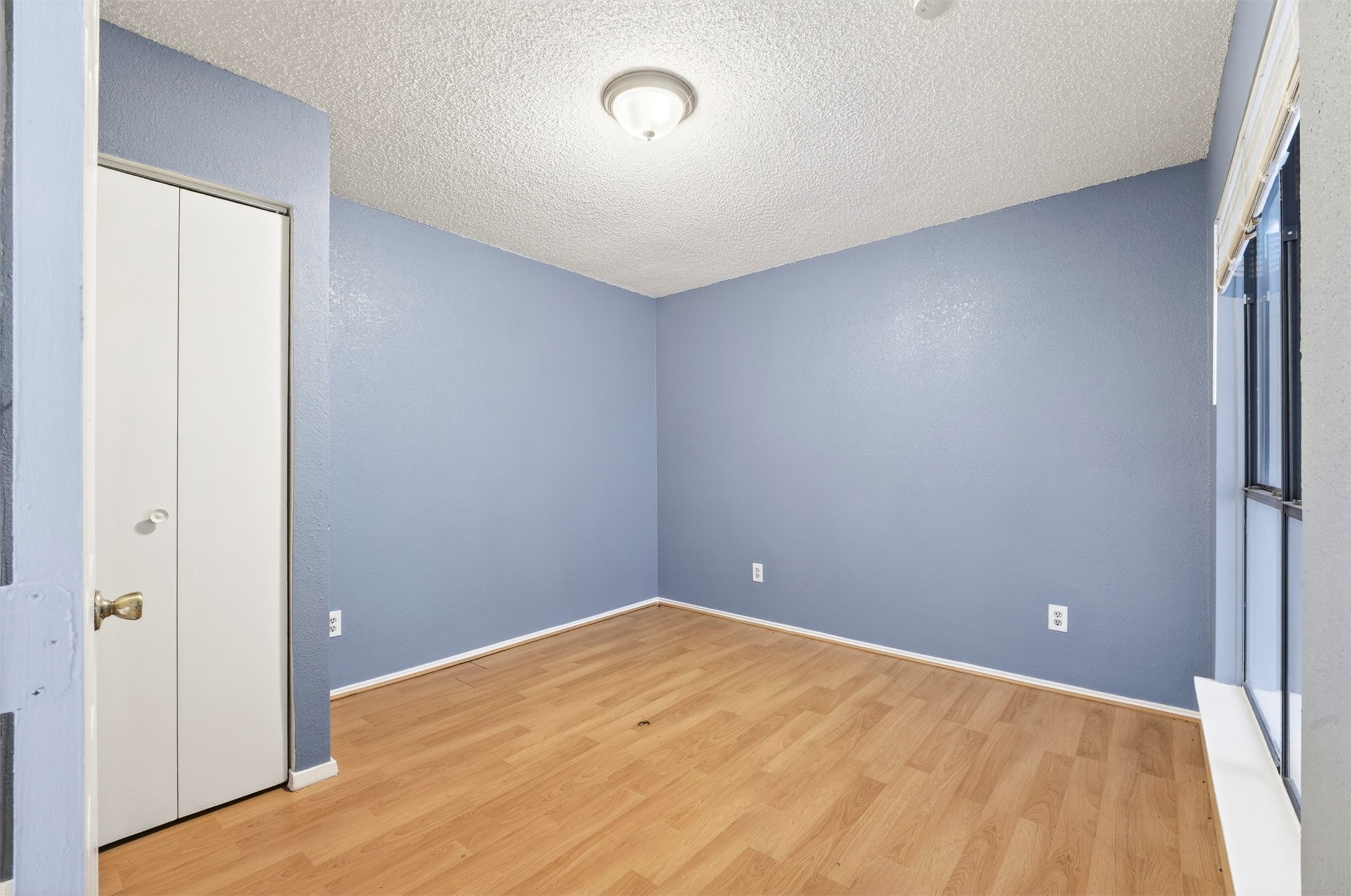 229 Overland Trail
