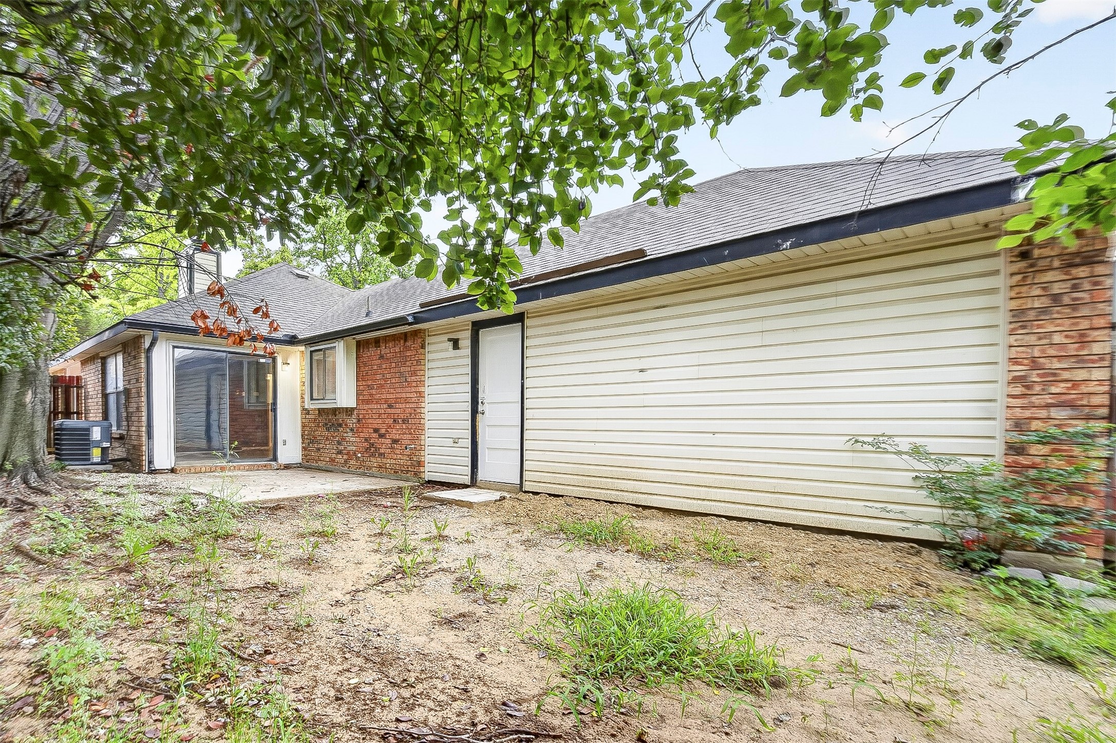 229 Overland Trail