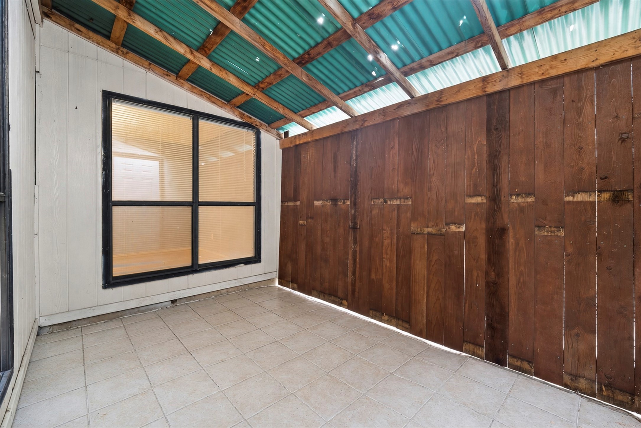 229 Overland Trail