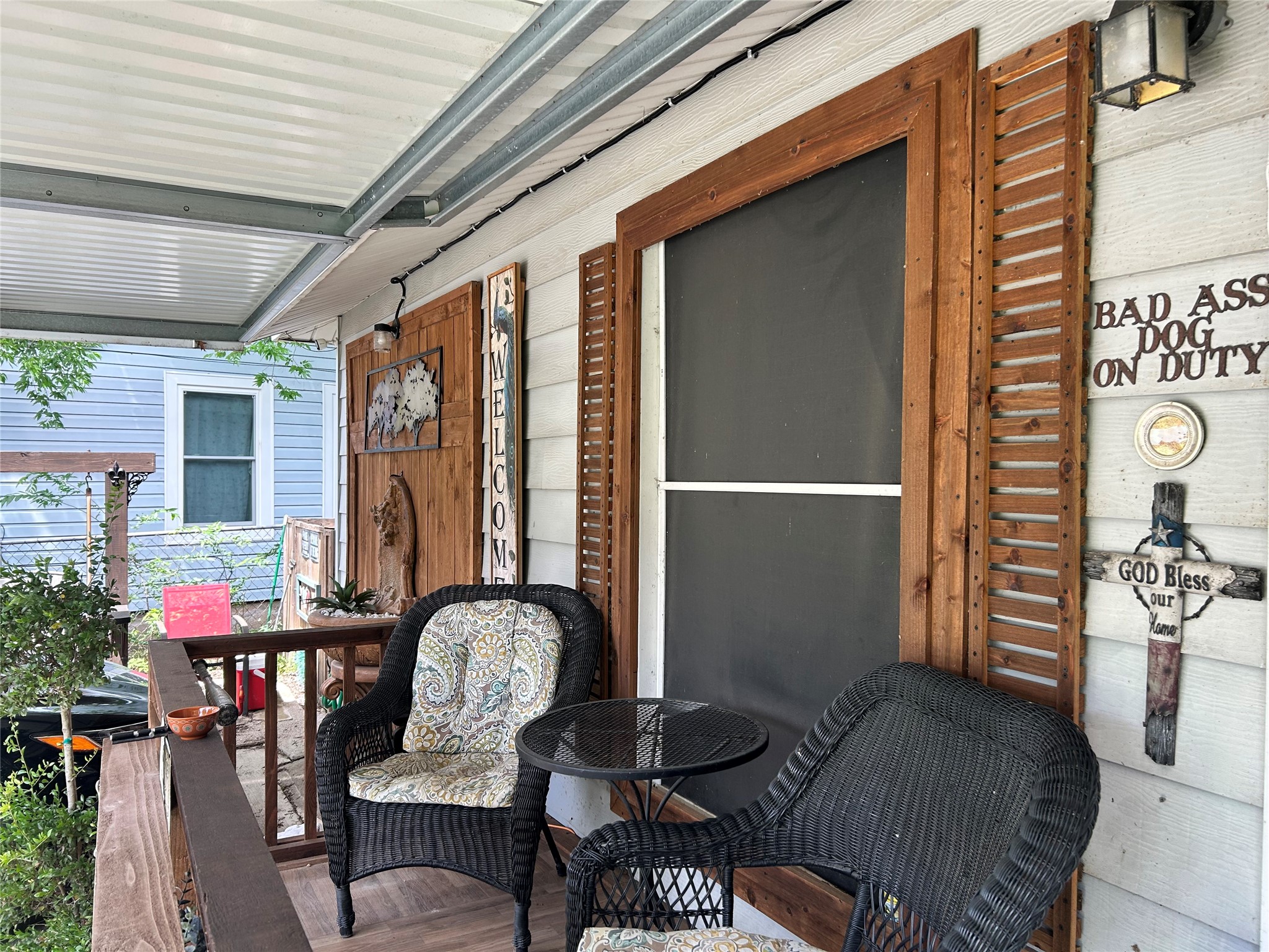 501 E Holley Street