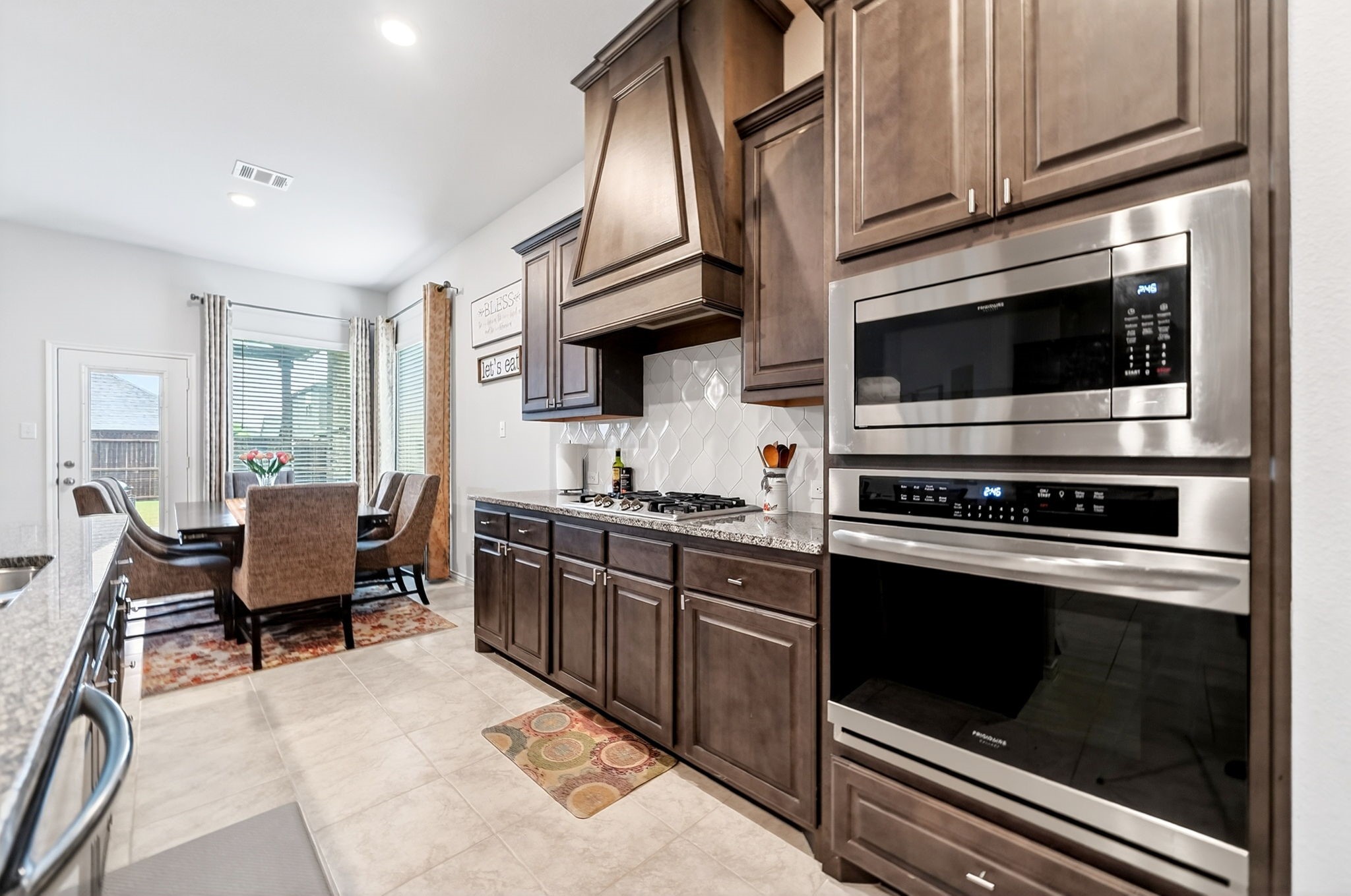 3051 Lily Lane