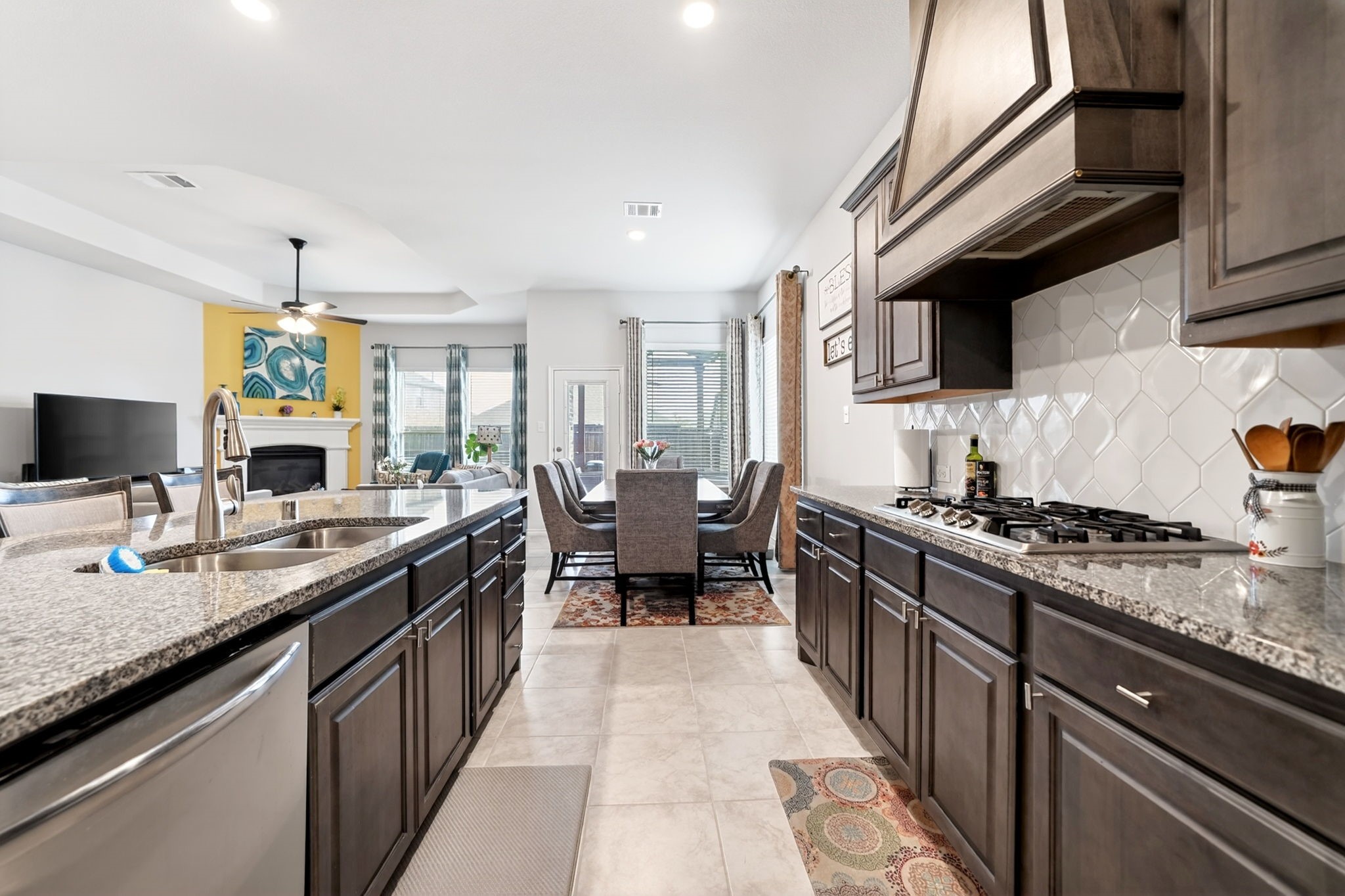 3051 Lily Lane