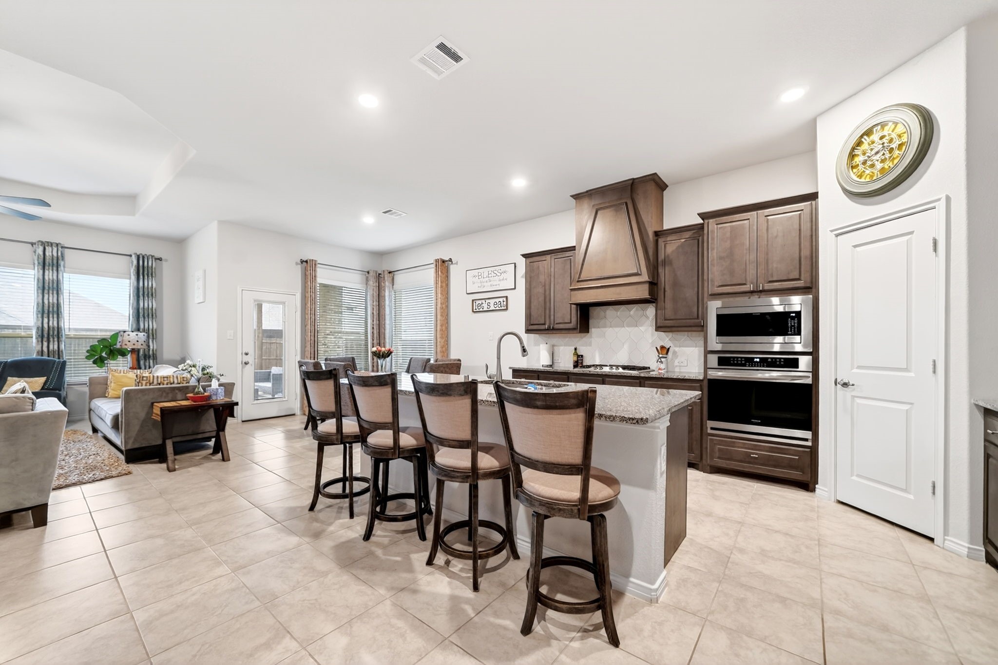 3051 Lily Lane