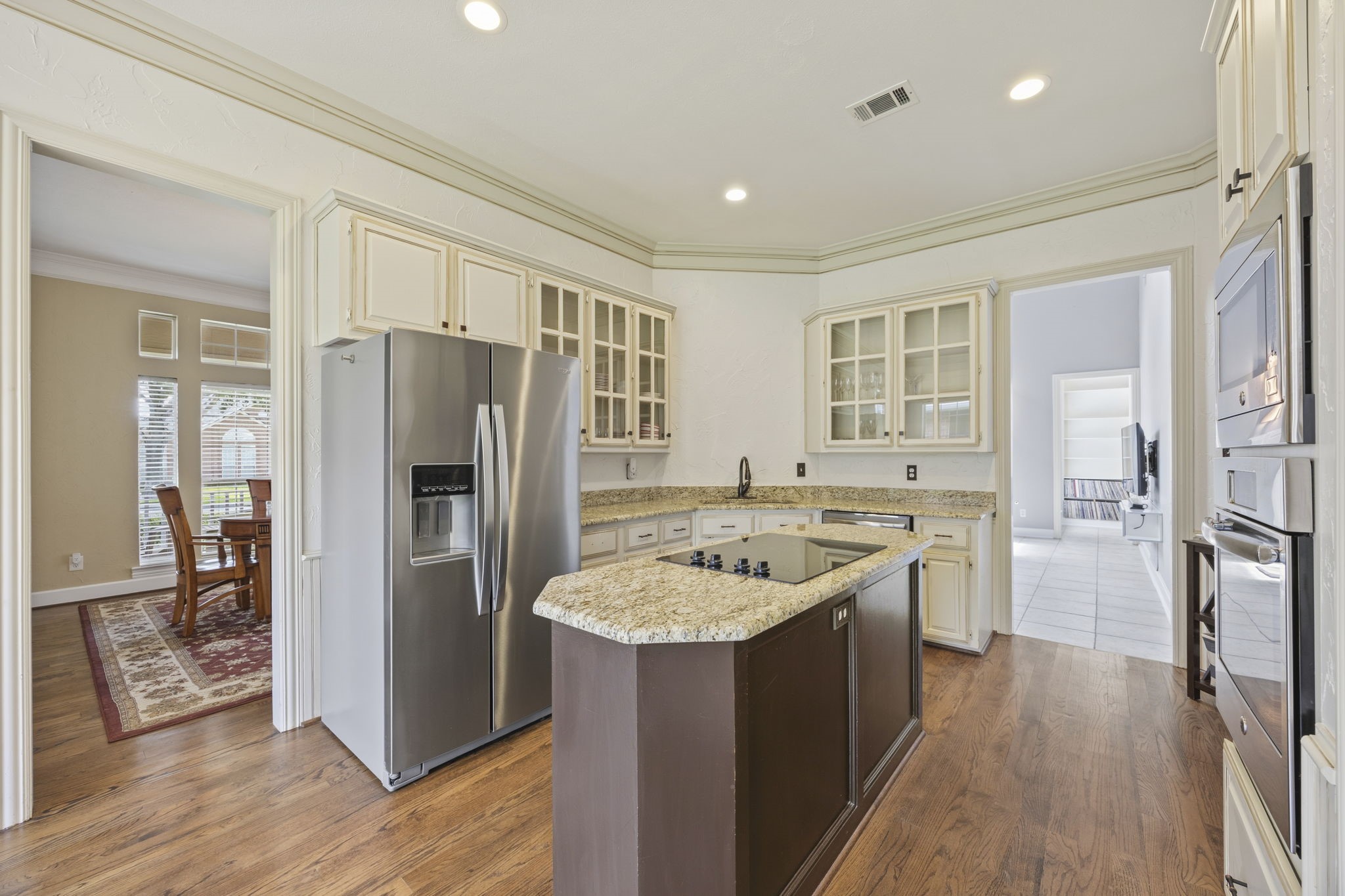 2958 Oak Drive