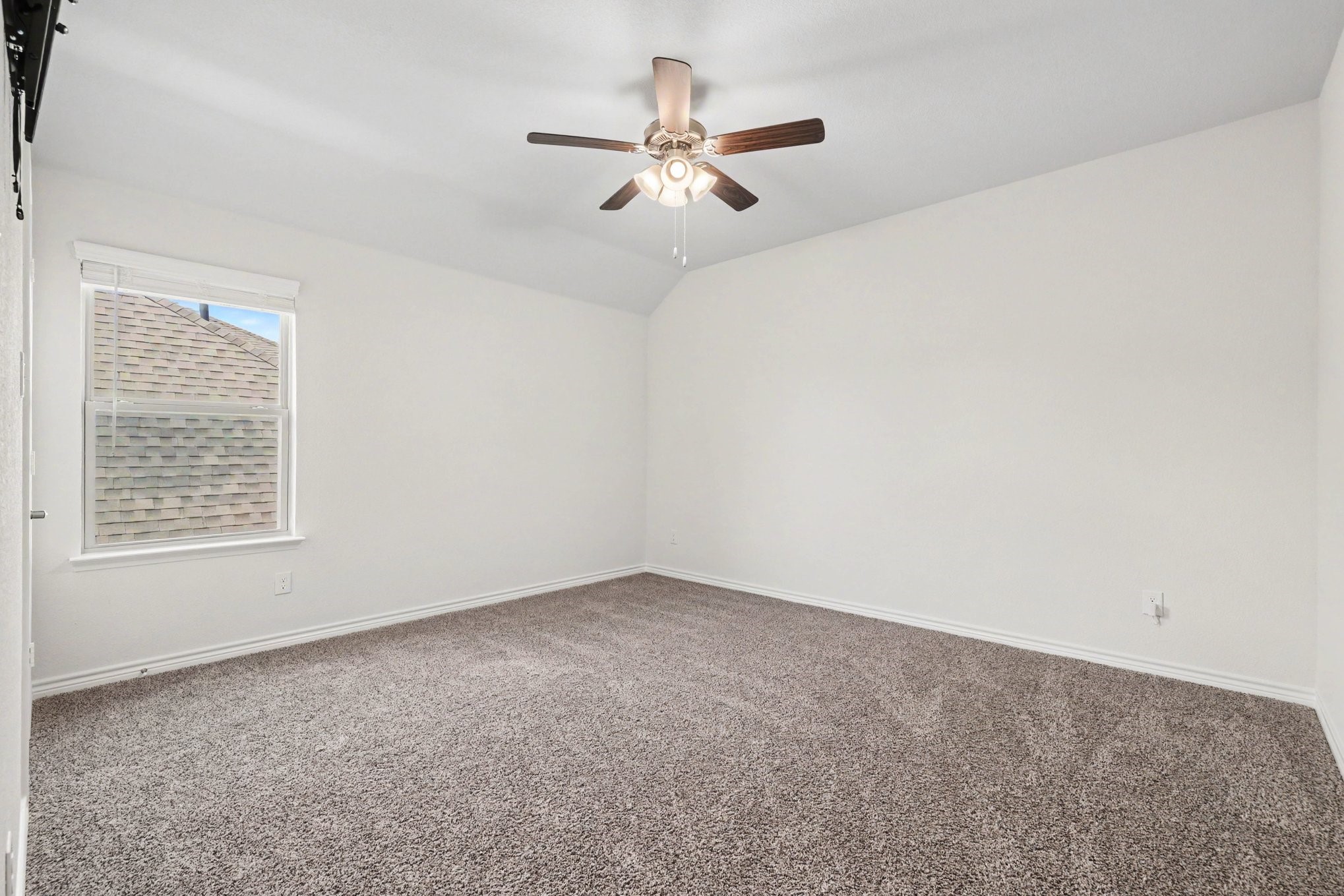 3602 Caledonia