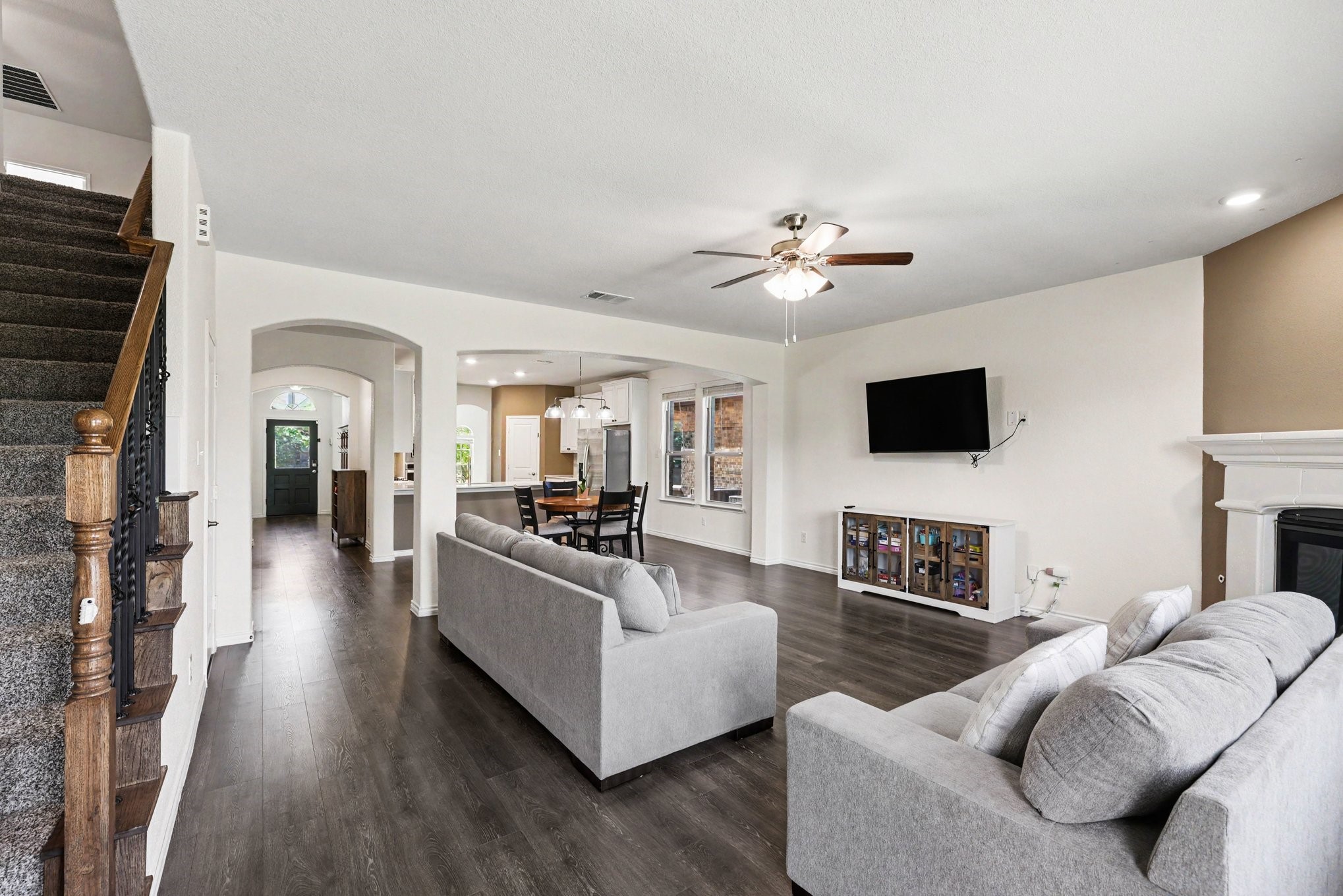 3602 Caledonia