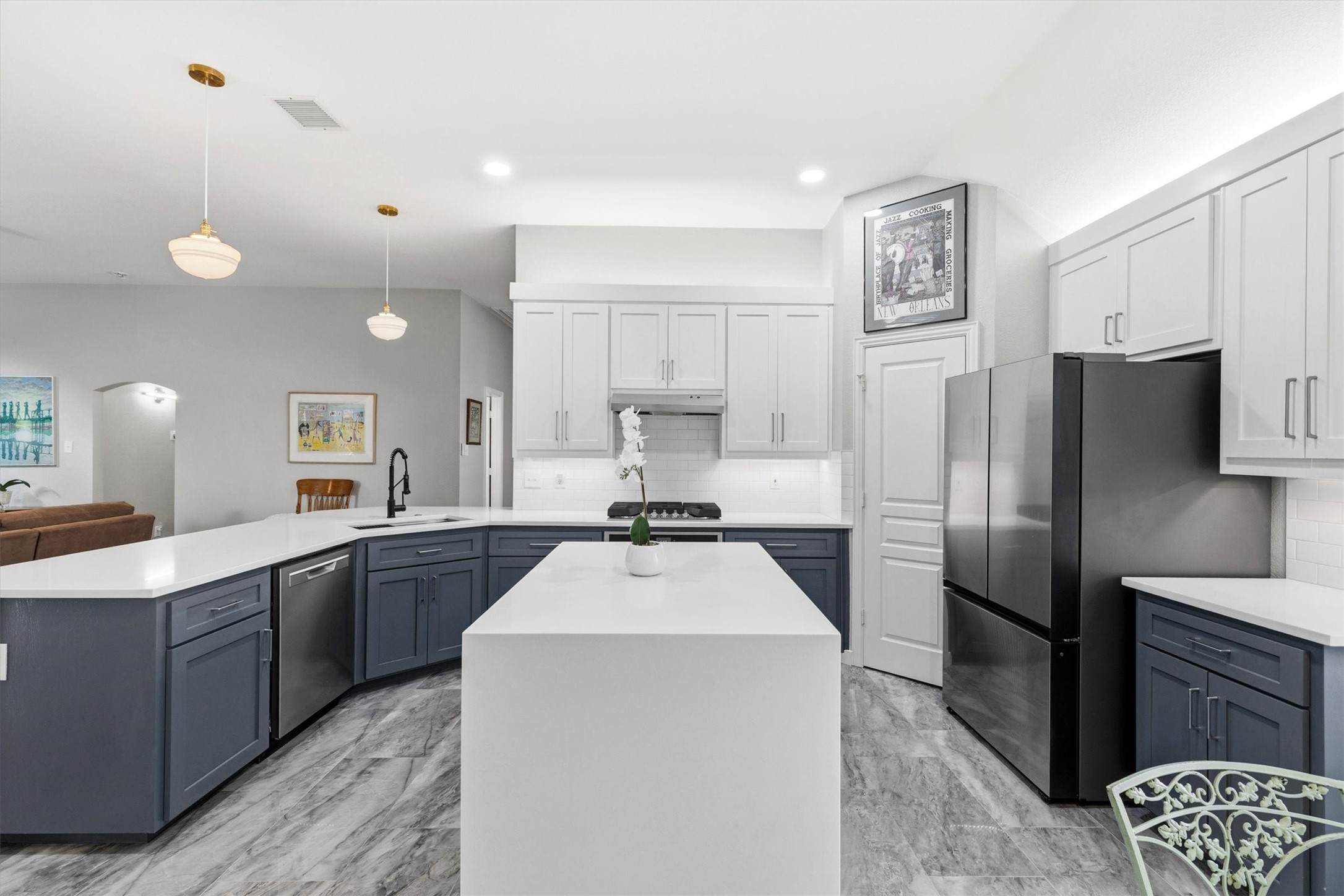 5124 Forest Lawn Drive