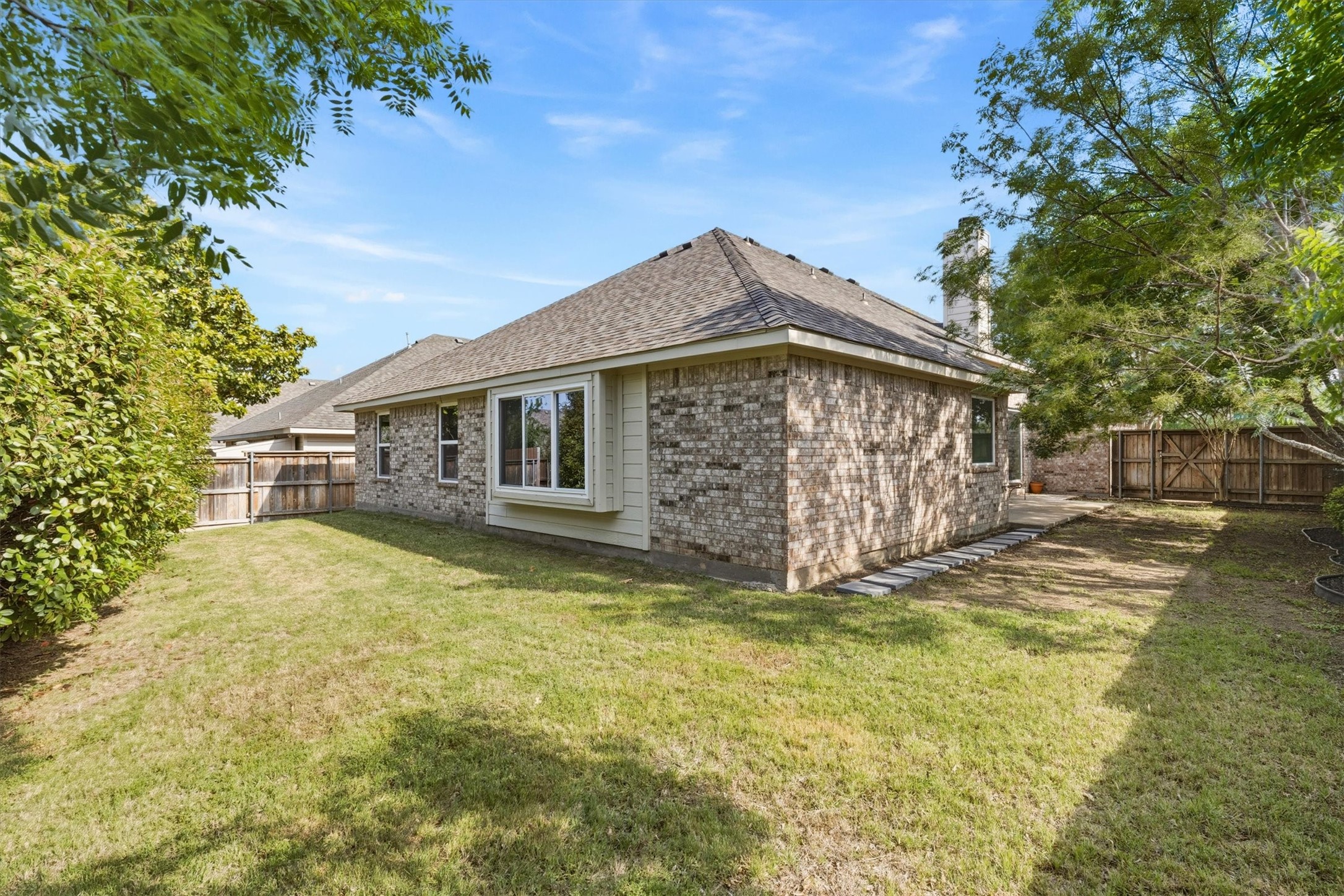 5124 Forest Lawn Drive