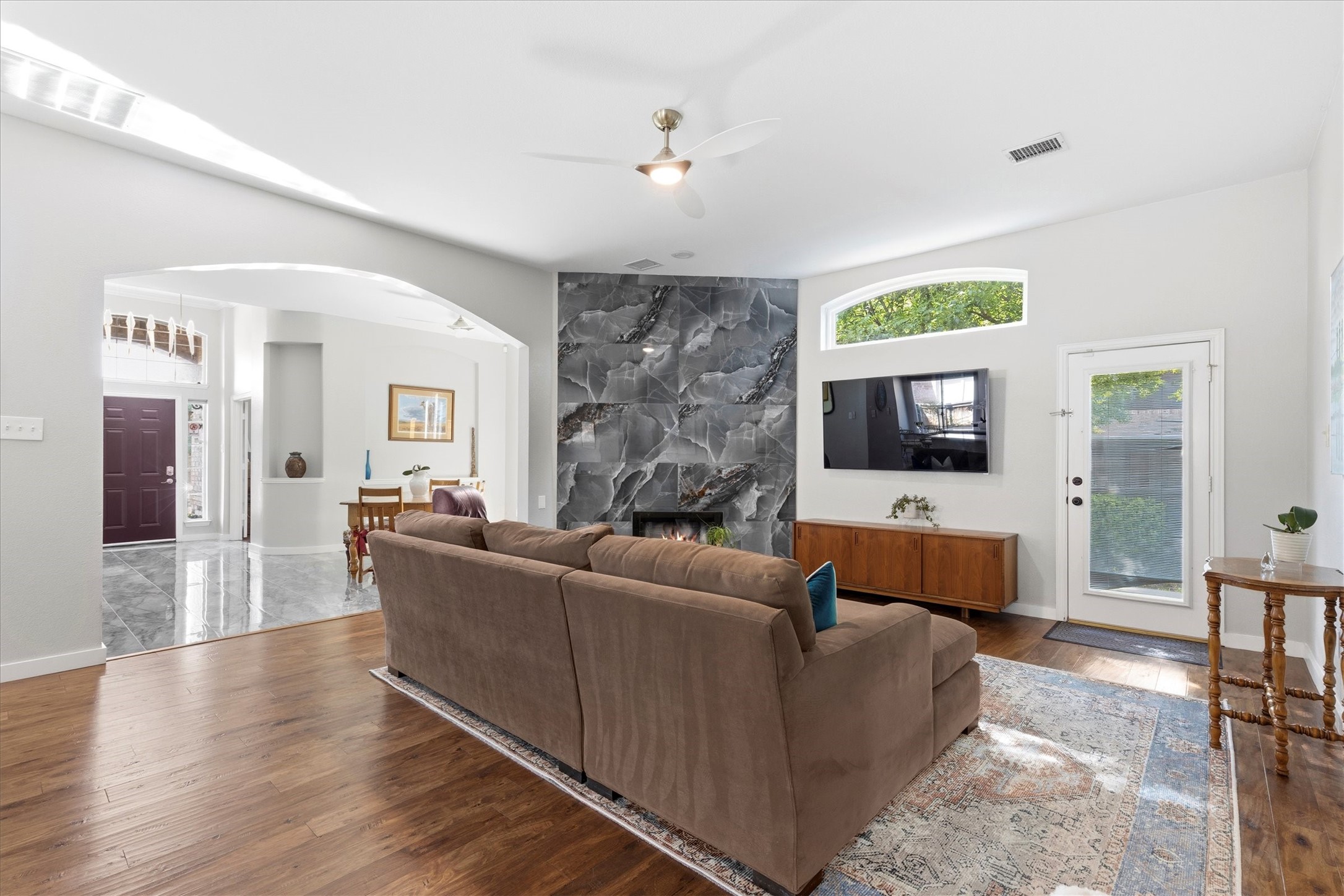 5124 Forest Lawn Drive