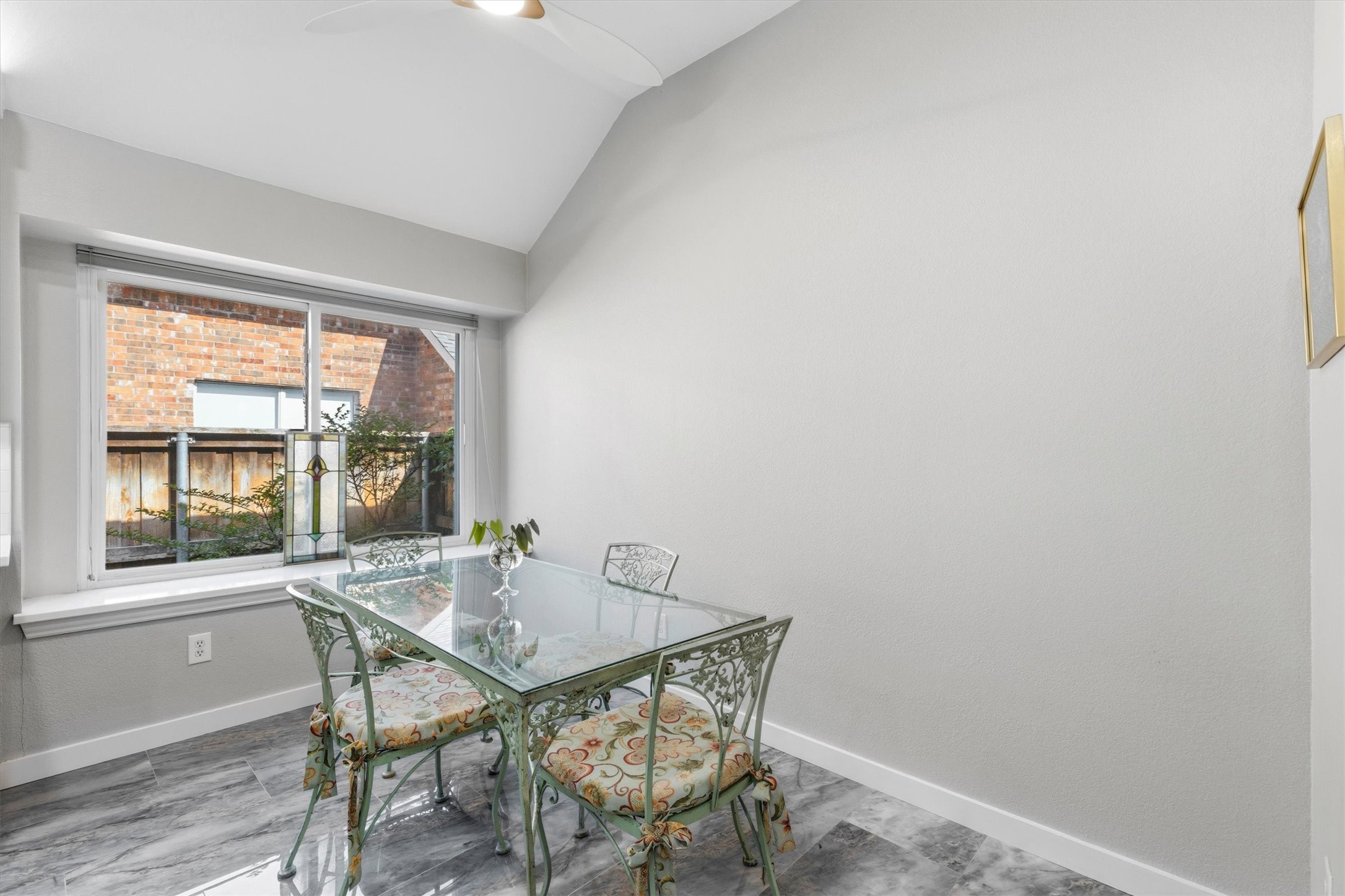 5124 Forest Lawn Drive
