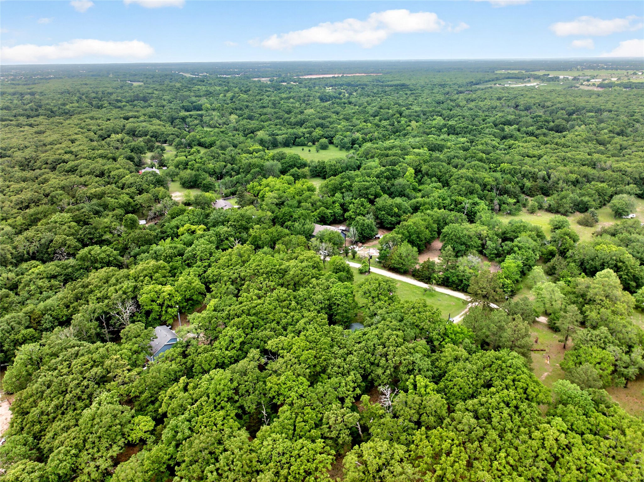 2752 Private Road 2410