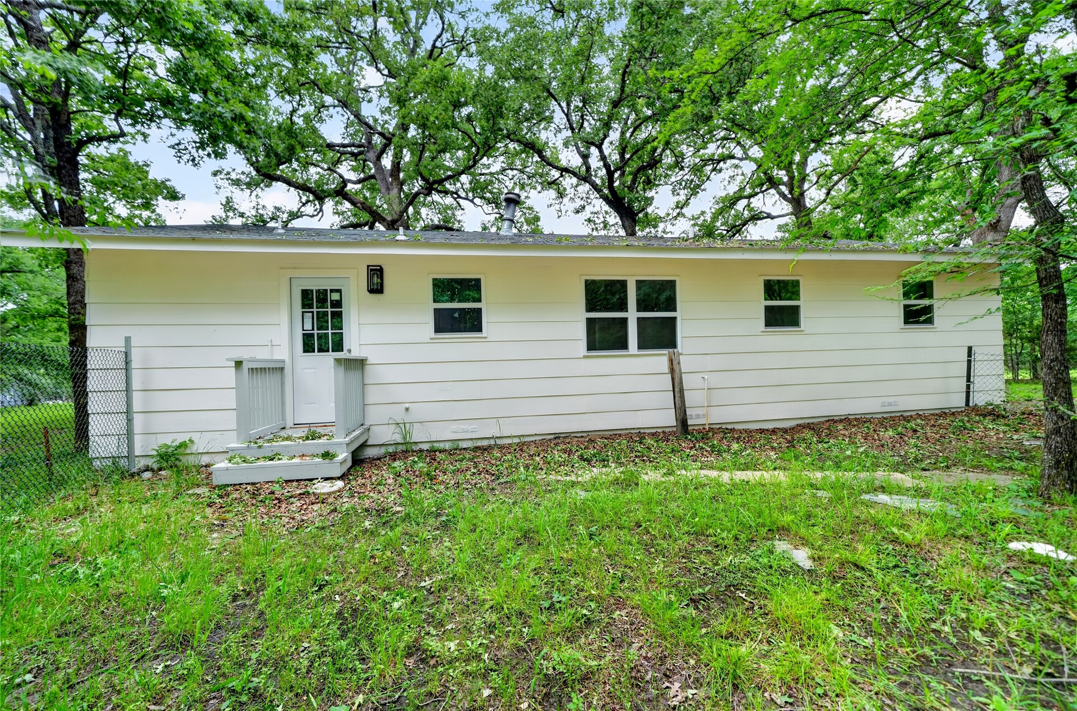 2752 Private Road 2410