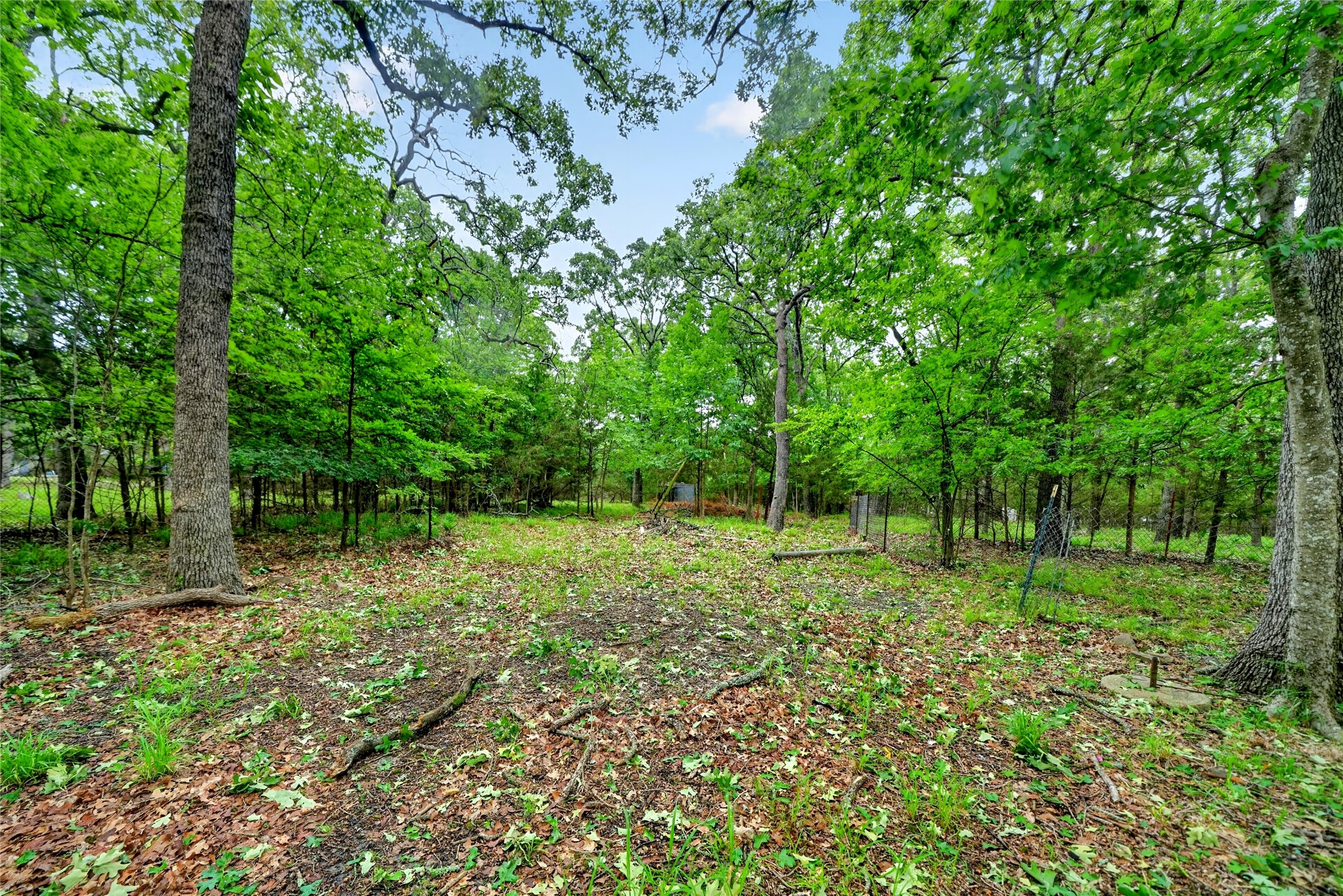2752 Private Road 2410