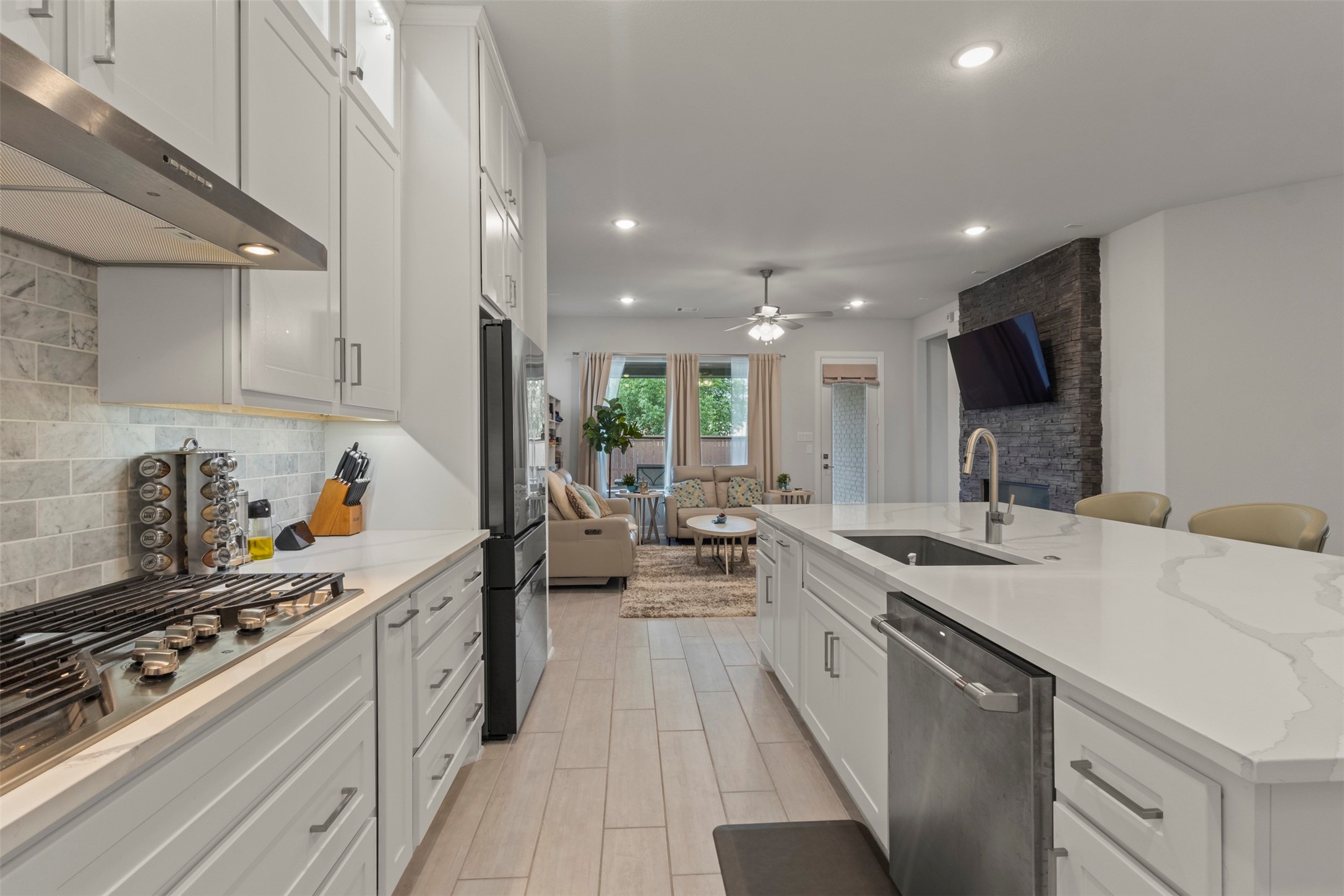 5608 Stewarts Creek Court