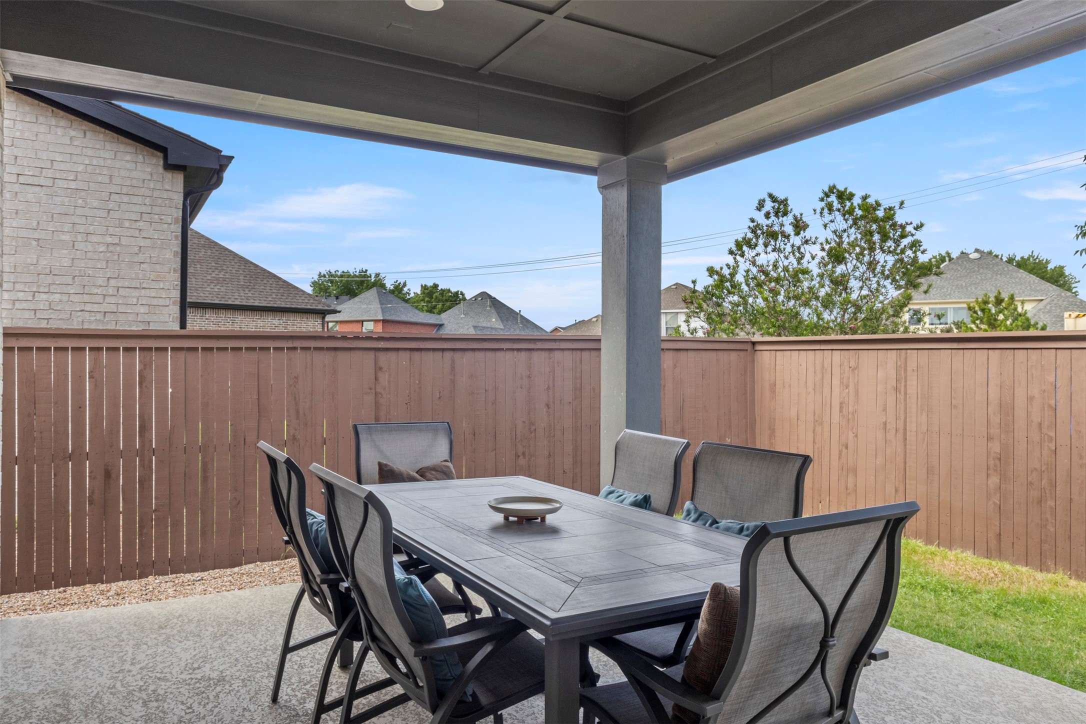 5608 Stewarts Creek Court