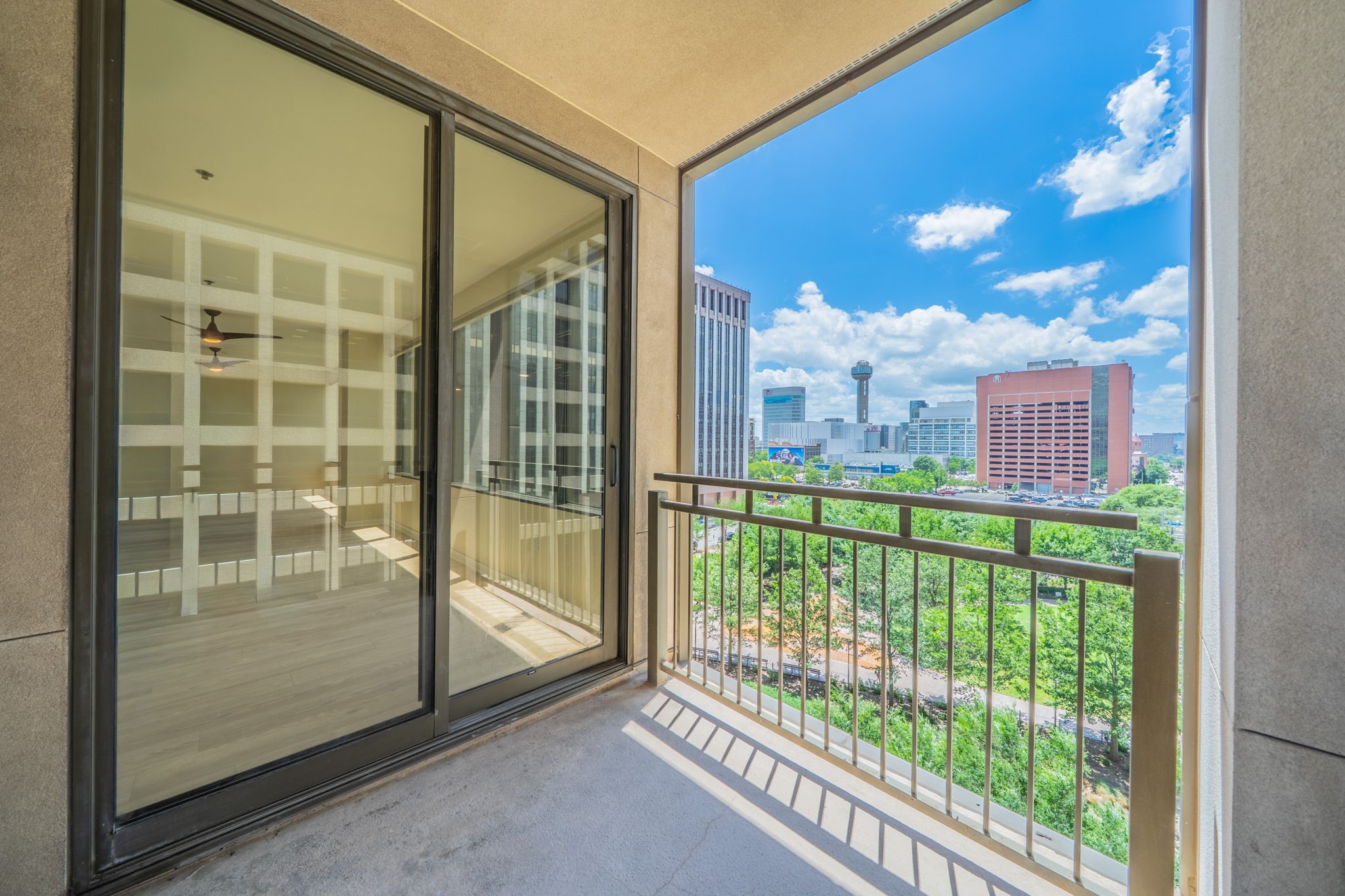 1200 Main Street 506
