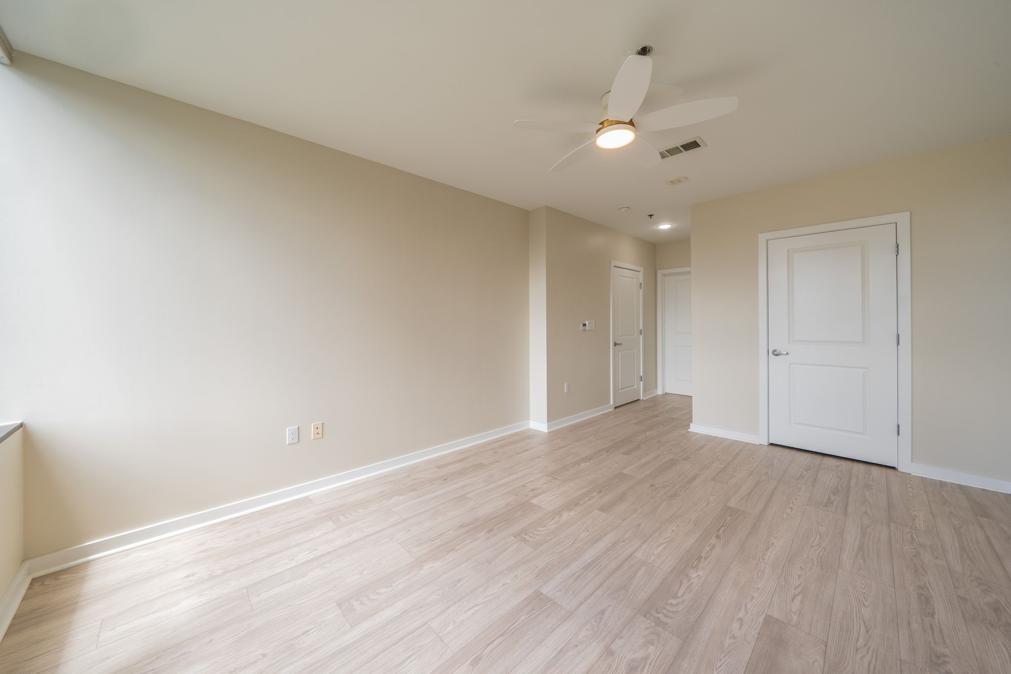 1200 Main Street 506