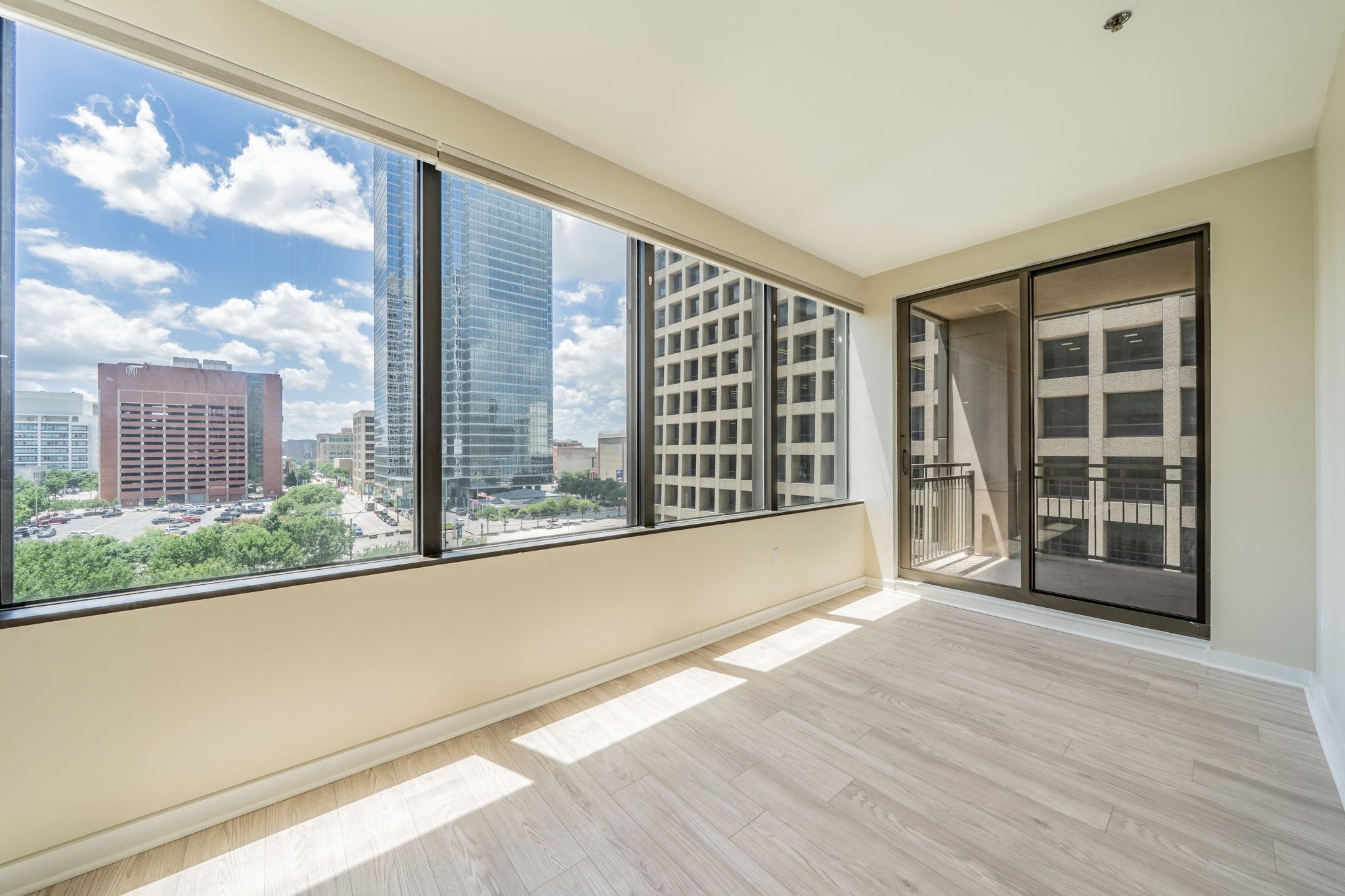 1200 Main Street 506
