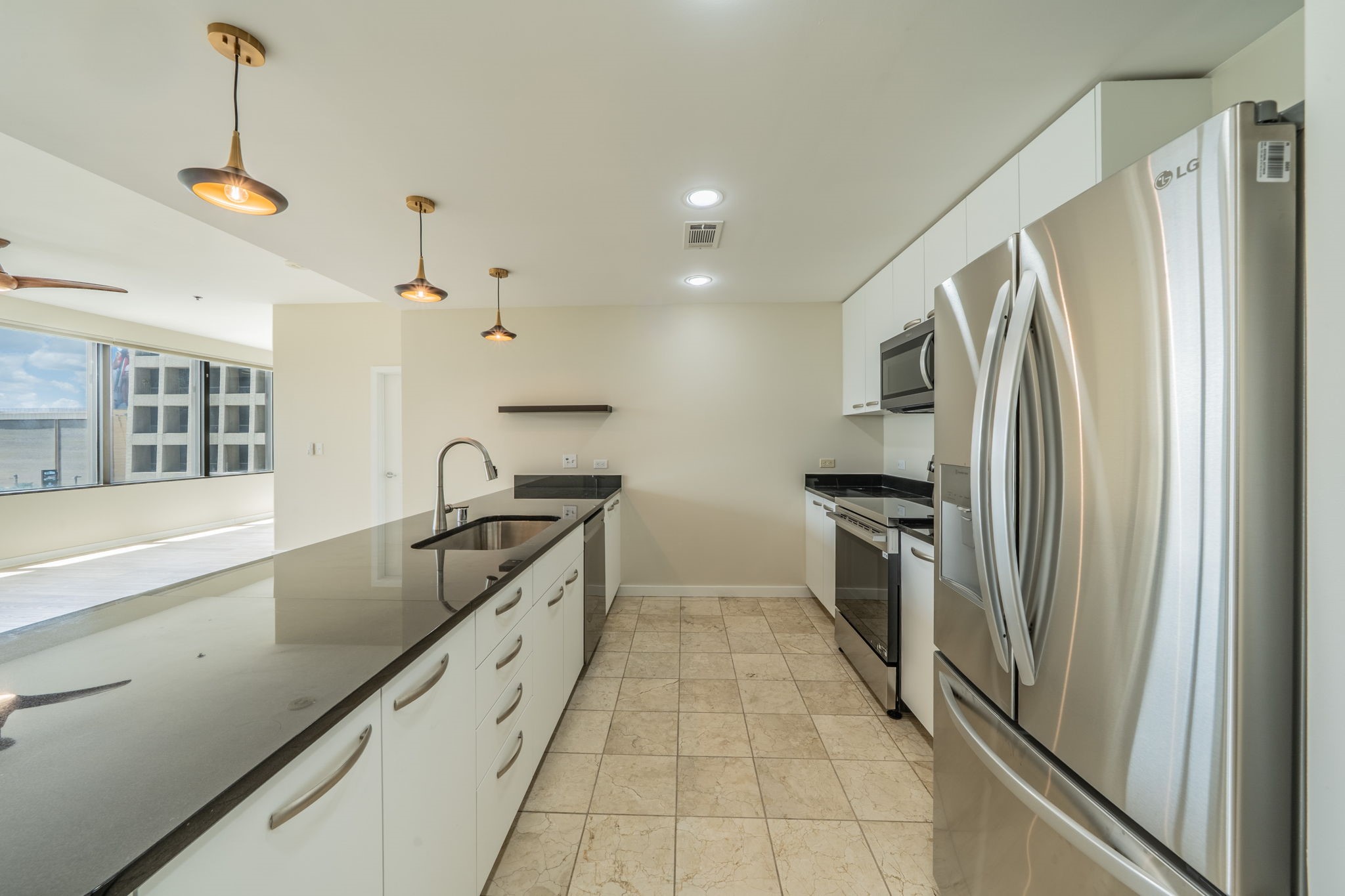 1200 Main Street 506