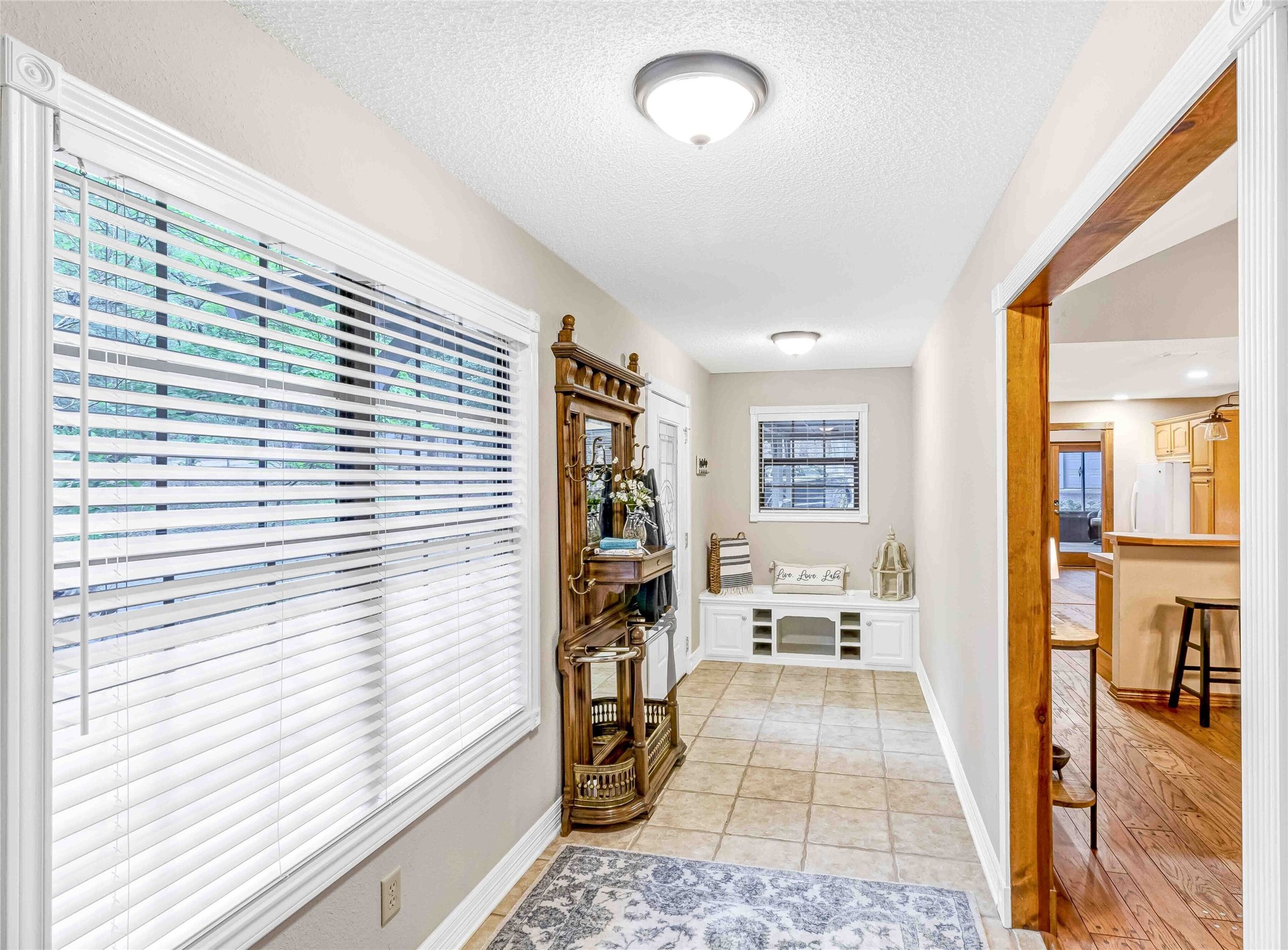 143 Winding Trail